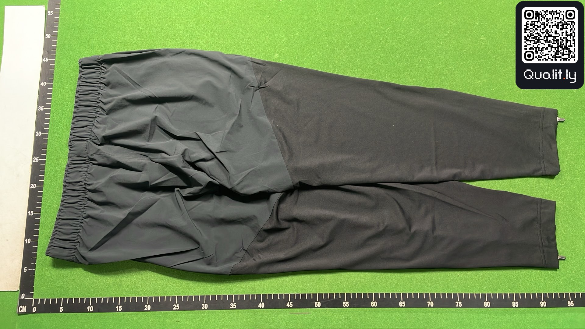 Pantalon — photo QC 3 sur 44