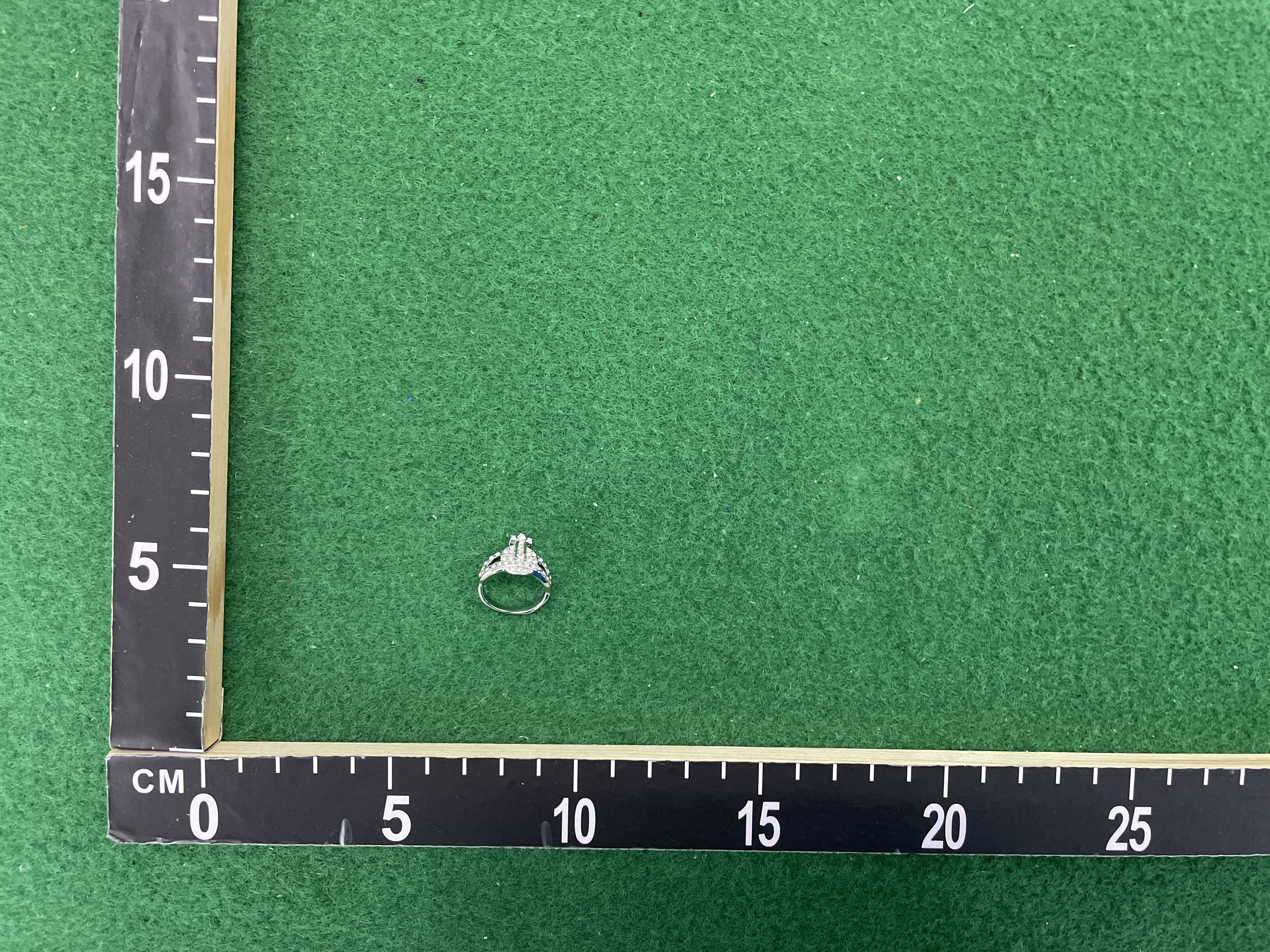Jewelry QC photo 1 of 43