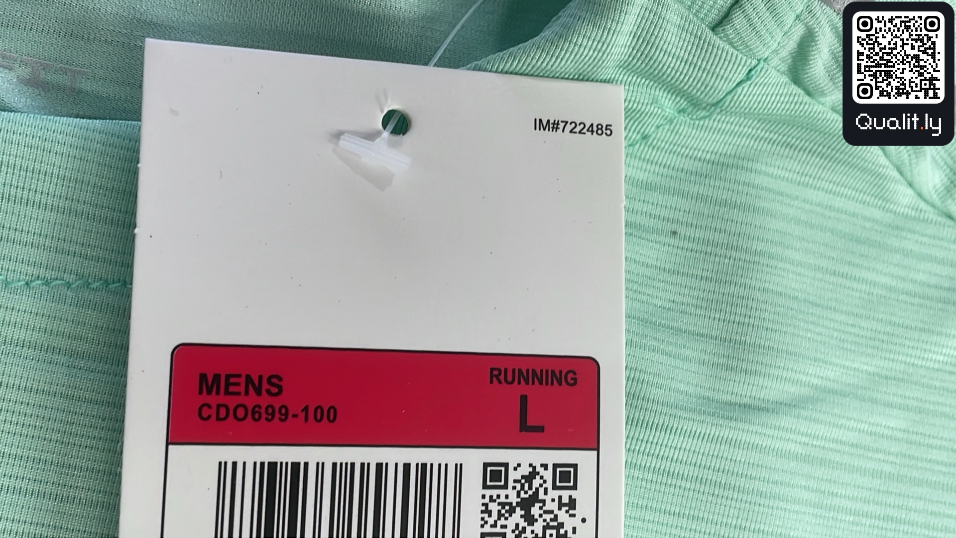 T-shirt — photo QC 1 sur 5