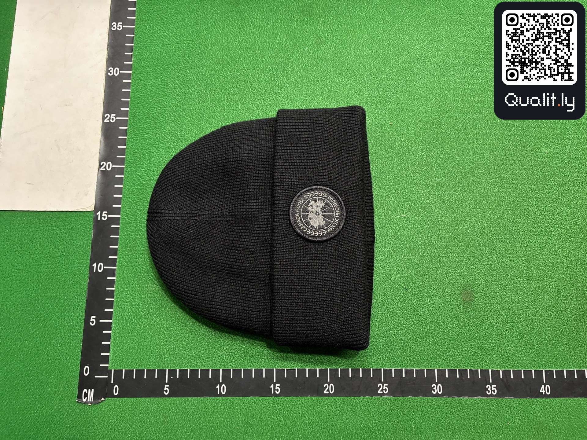 Bonnet — photo QC 1 sur 3