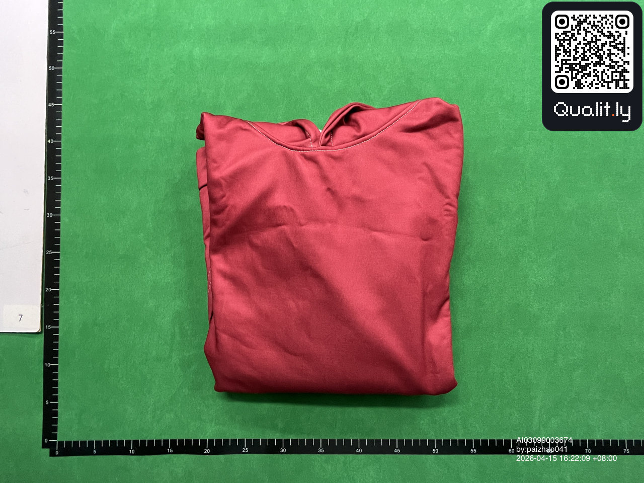 Camisola com capuz — foto QC 1 de 8