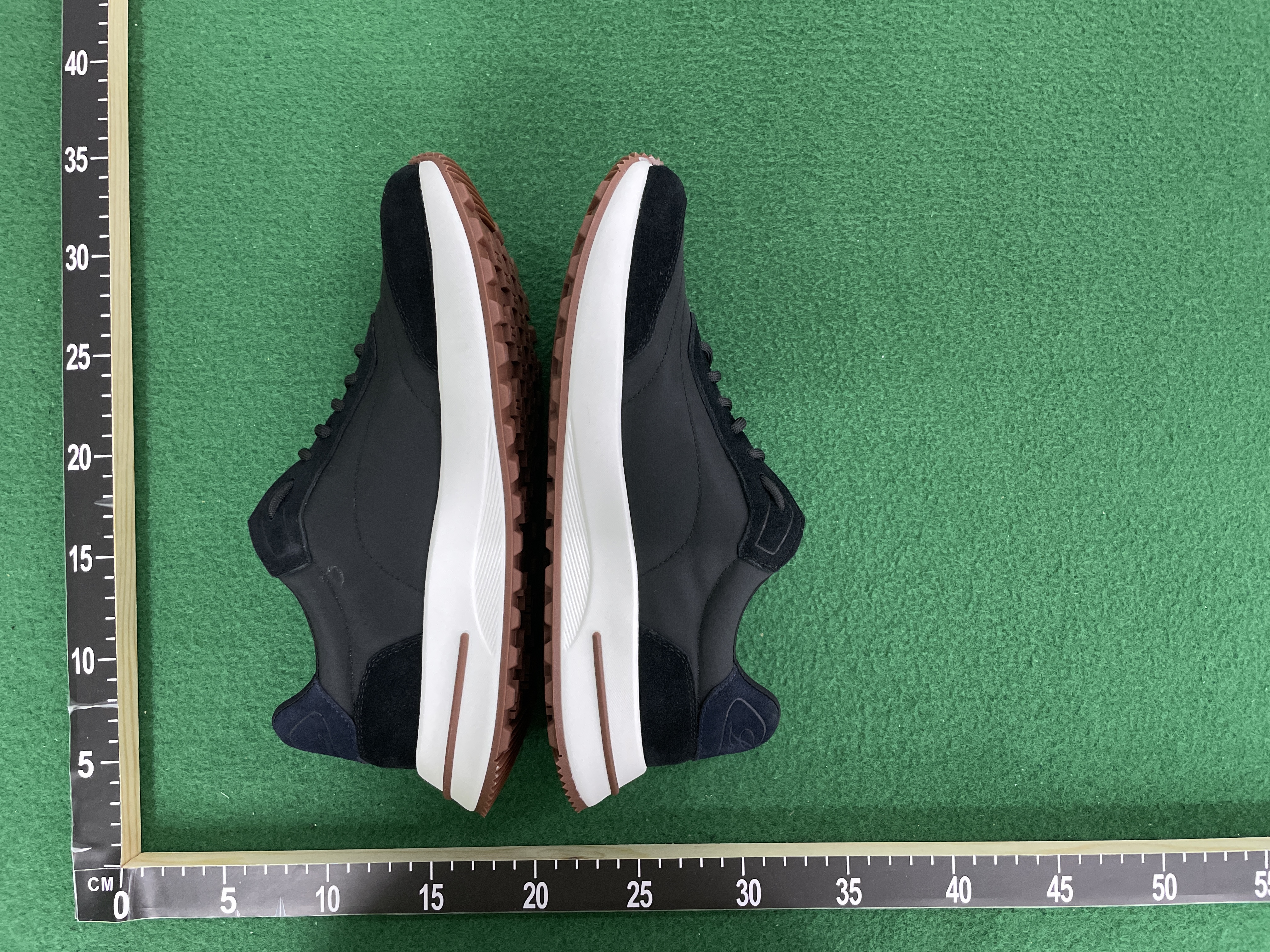 Sneakers — foto QC 3 di 57