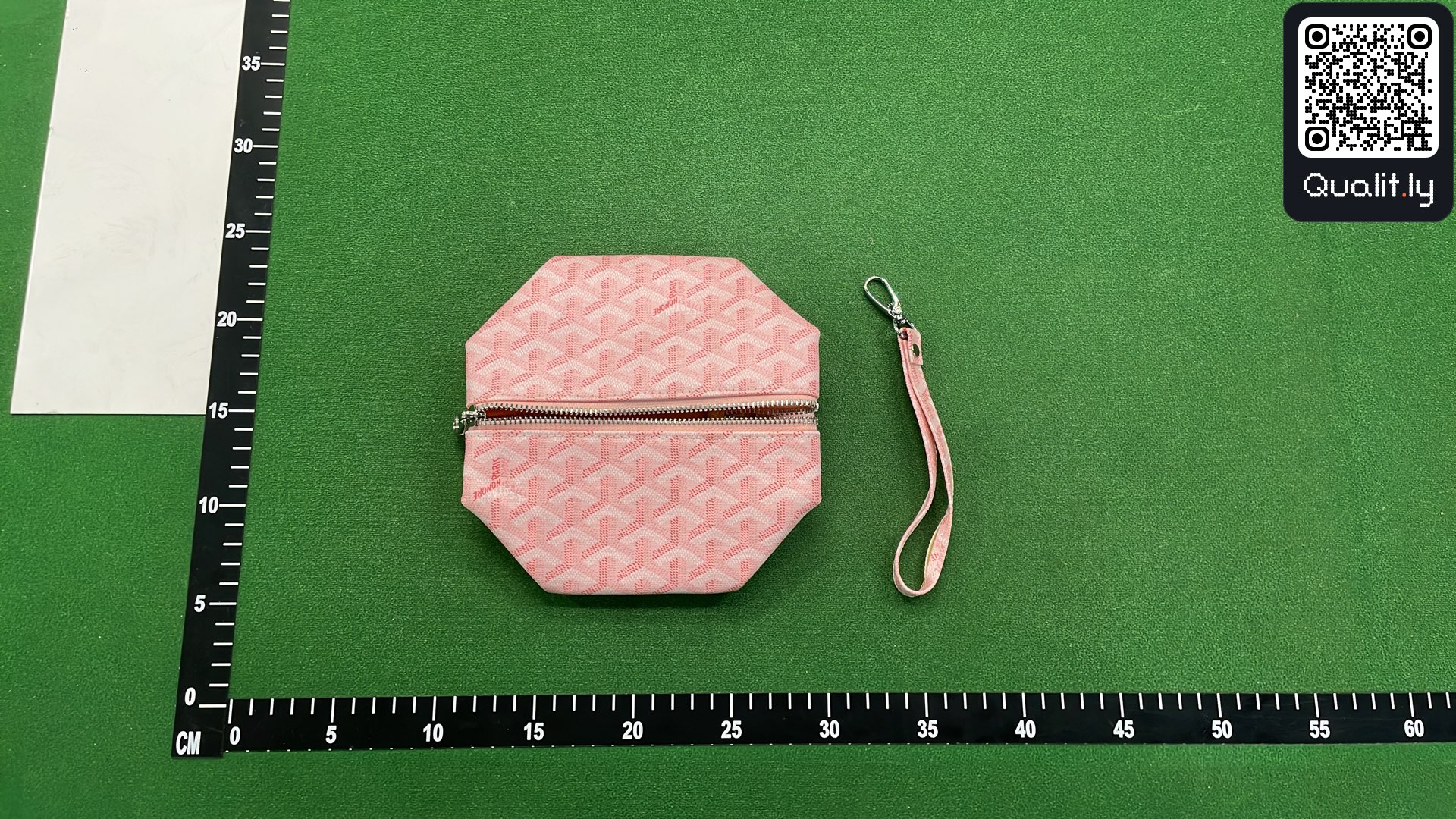 Bag QC photo 3 of 171