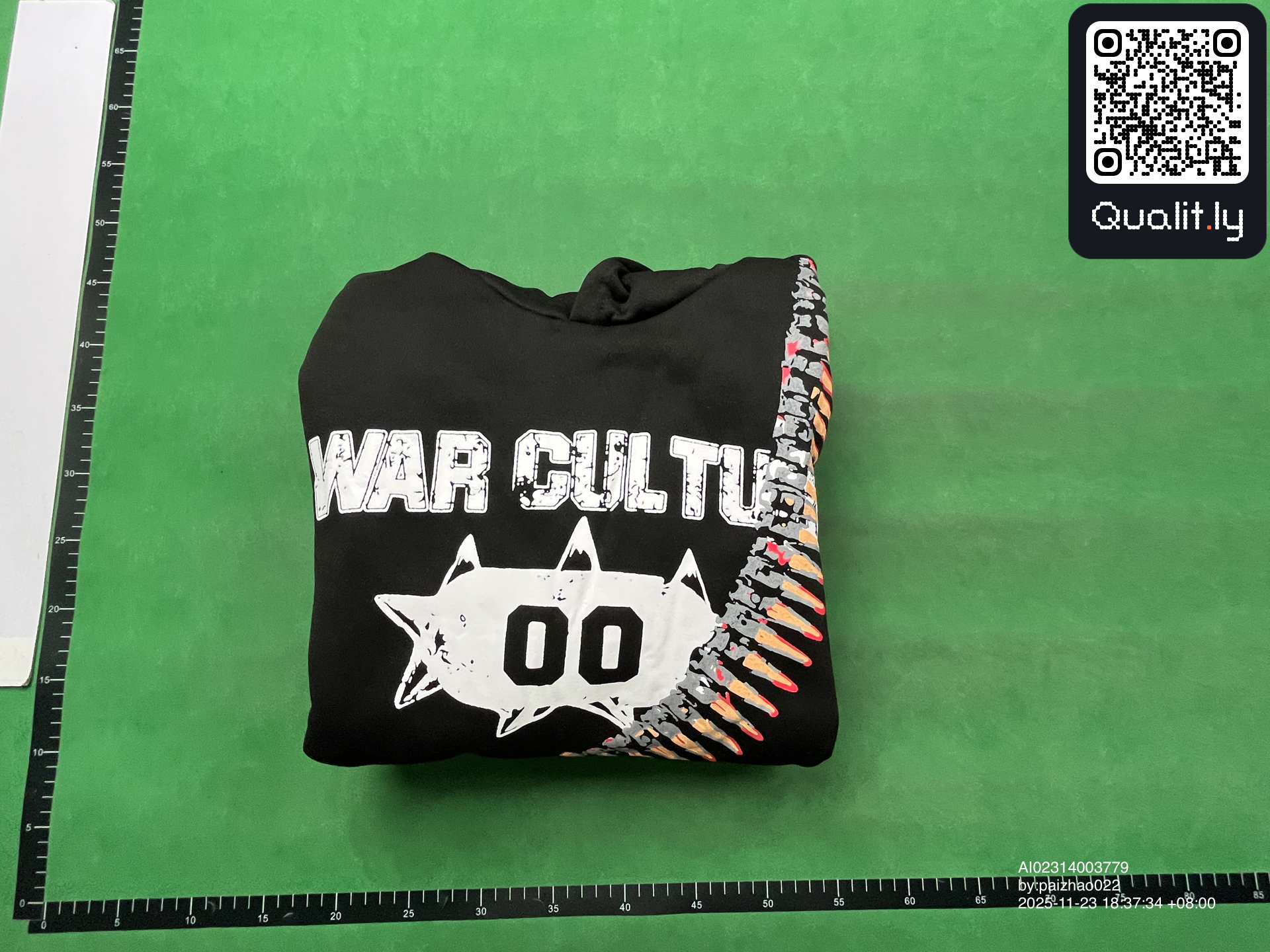 Sweatshirt — QC-Foto 1 von 4