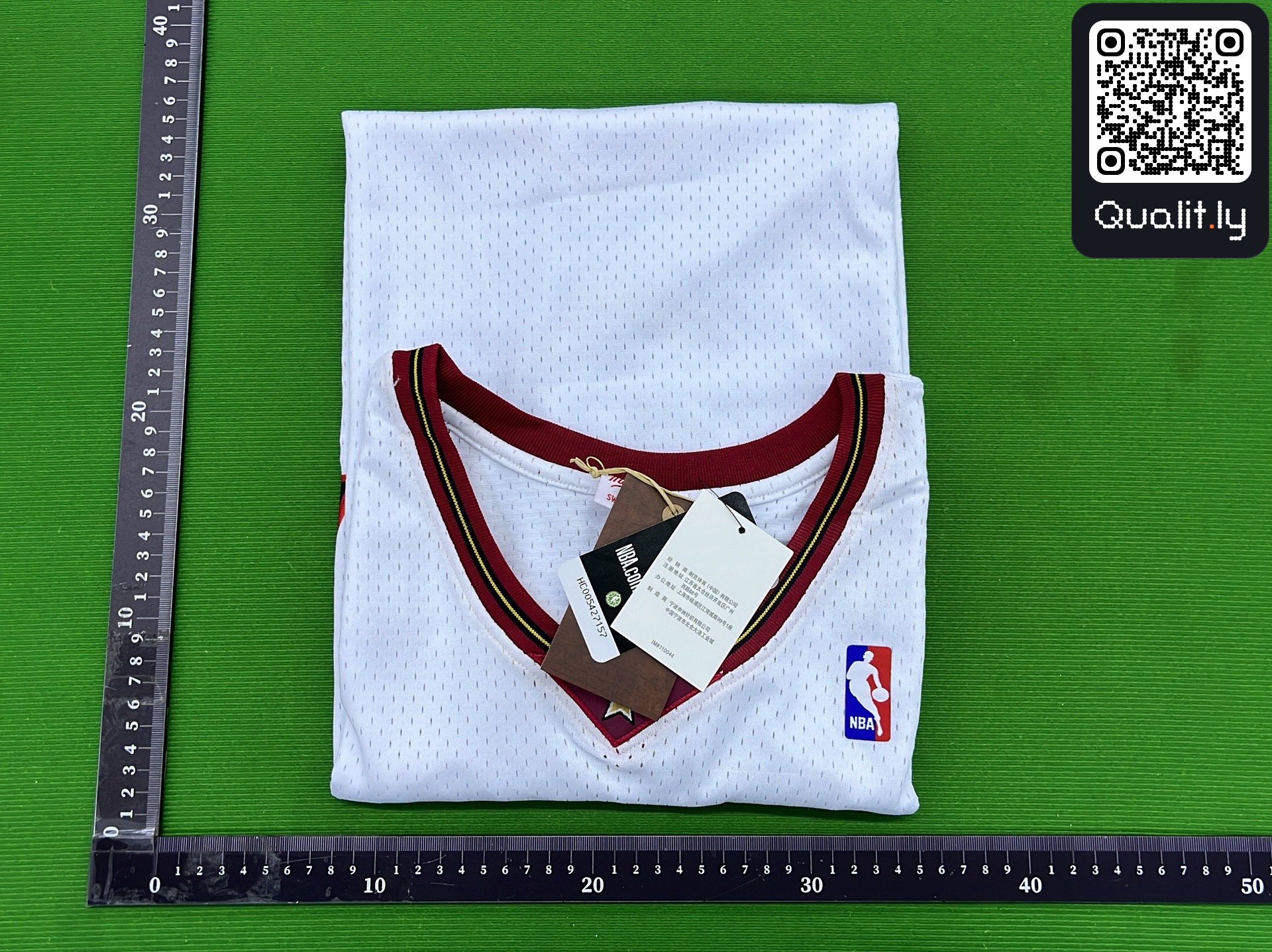 Jacket QC photo 1 of 28