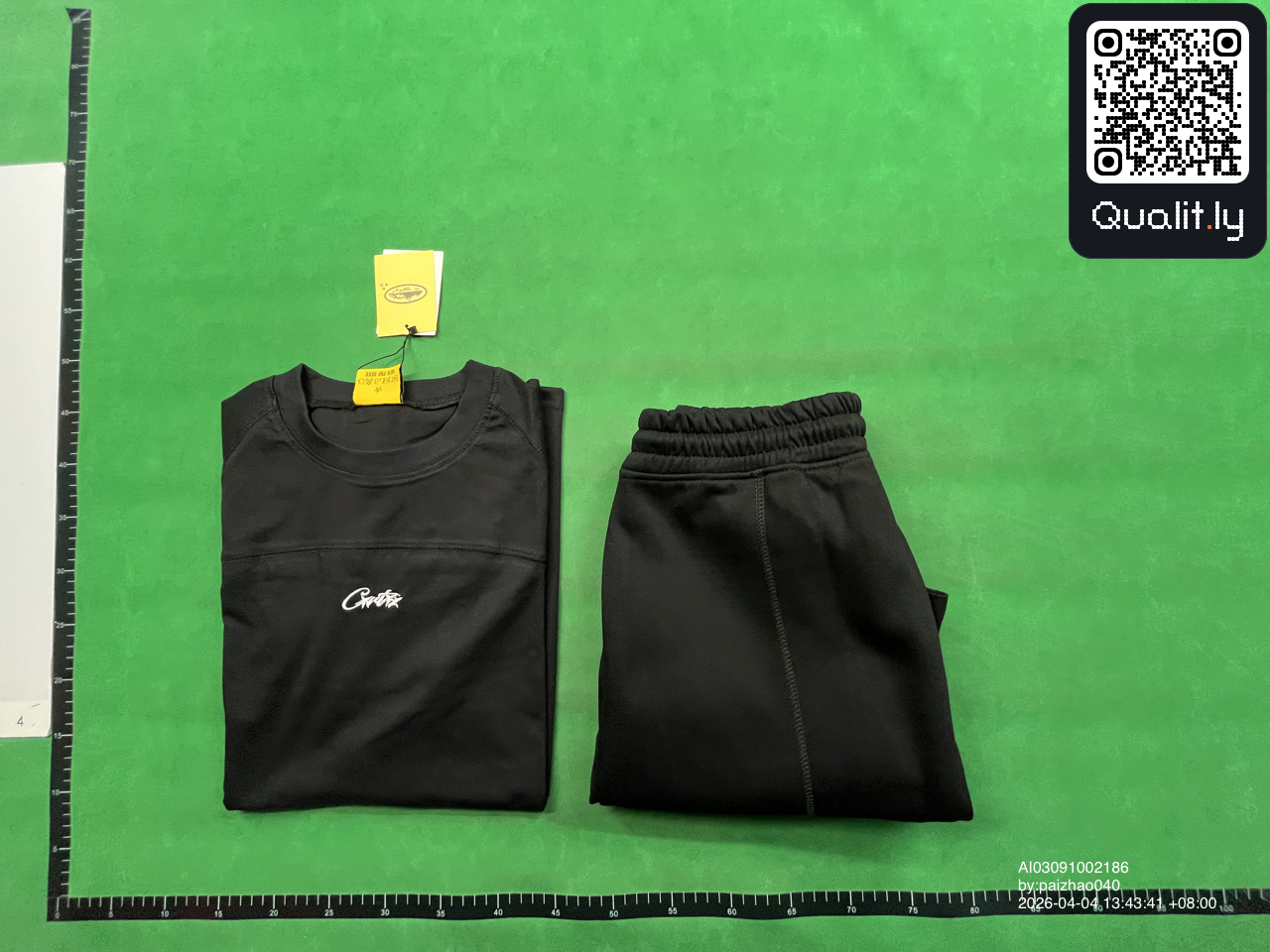 T-shirt — foto QC 1 de 20