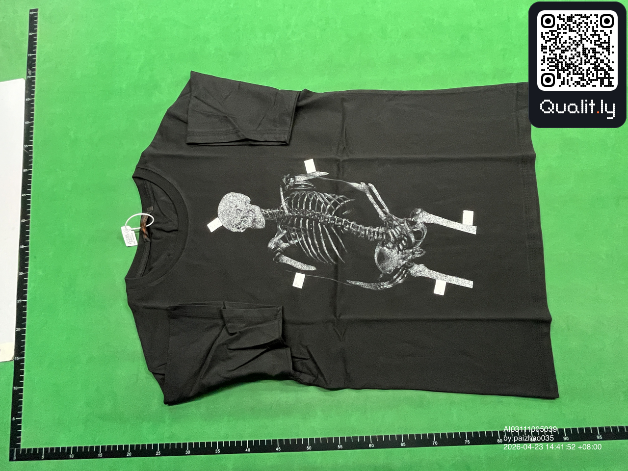 T恤 QC 照片 2 / 10