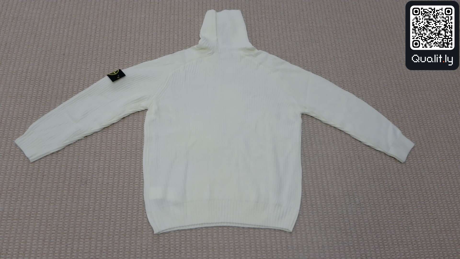 Pull — photo QC 1 sur 19
