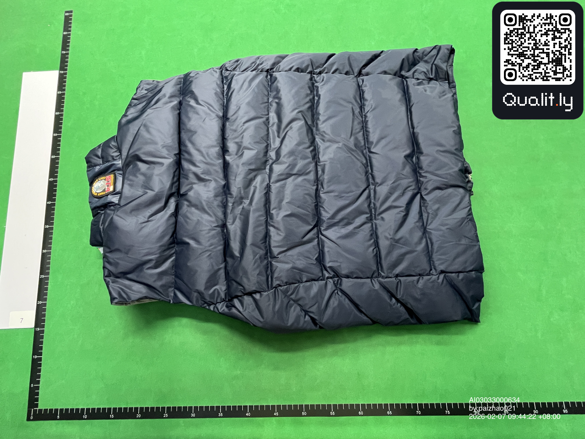 Jacket QC photo 2 of 42