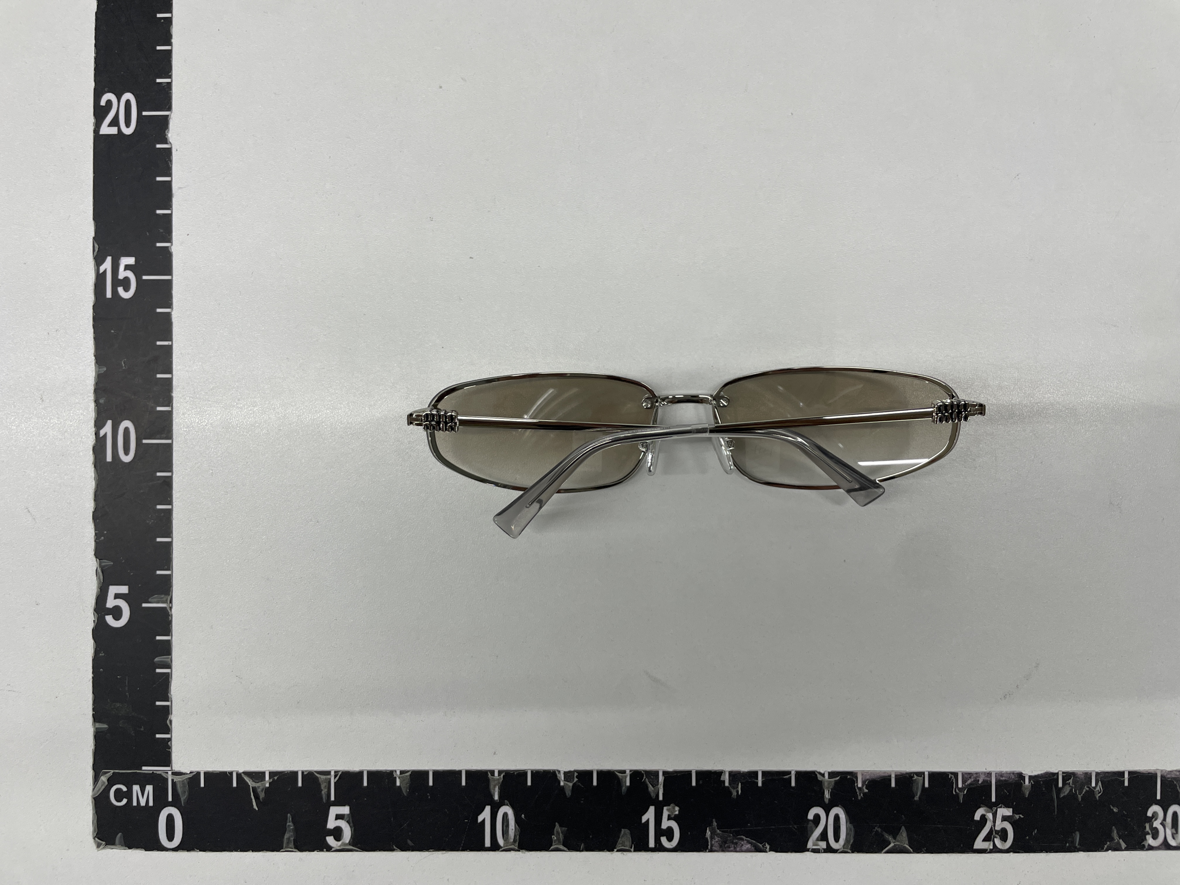 太阳镜 QC 照片 2 / 8