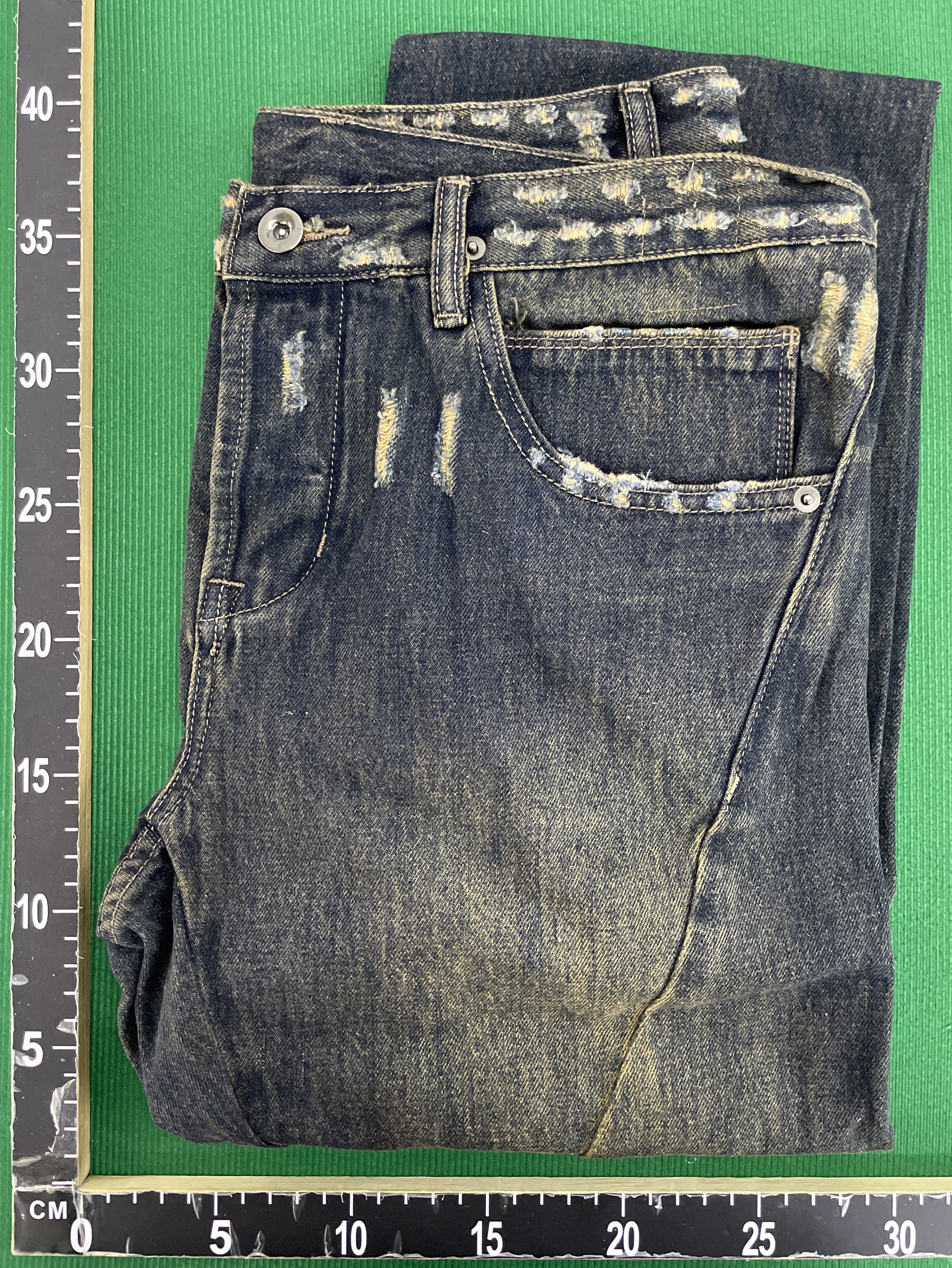 Jeans — QC-foto 1 van 18