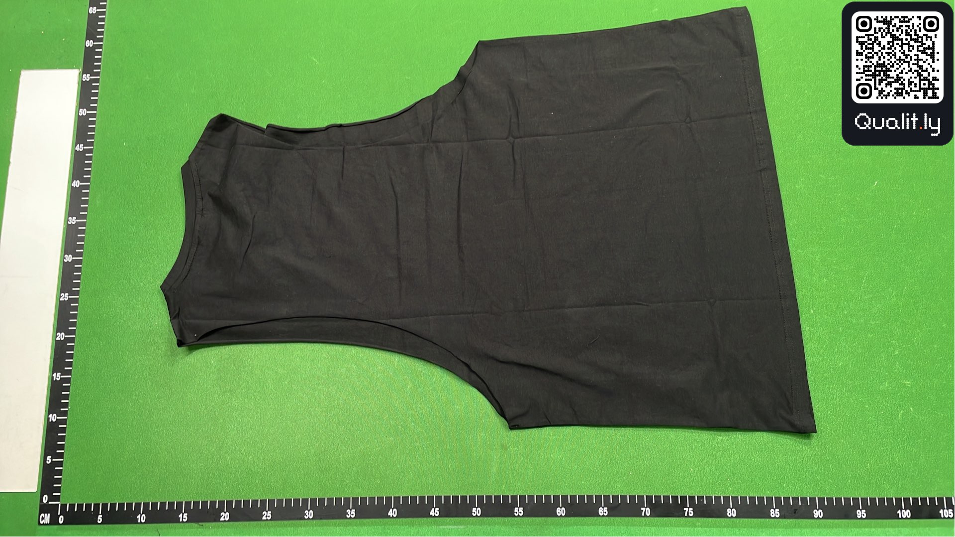 T-shirt — foto QC 3 de 16