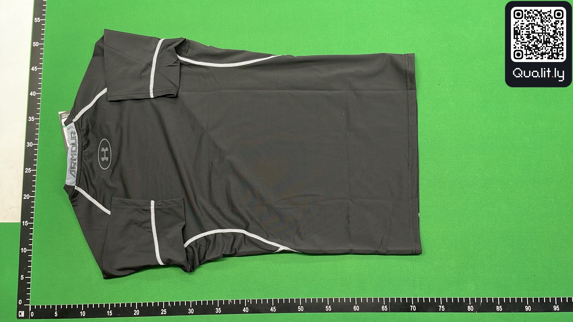 T-shirt — foto QC 3 di 8