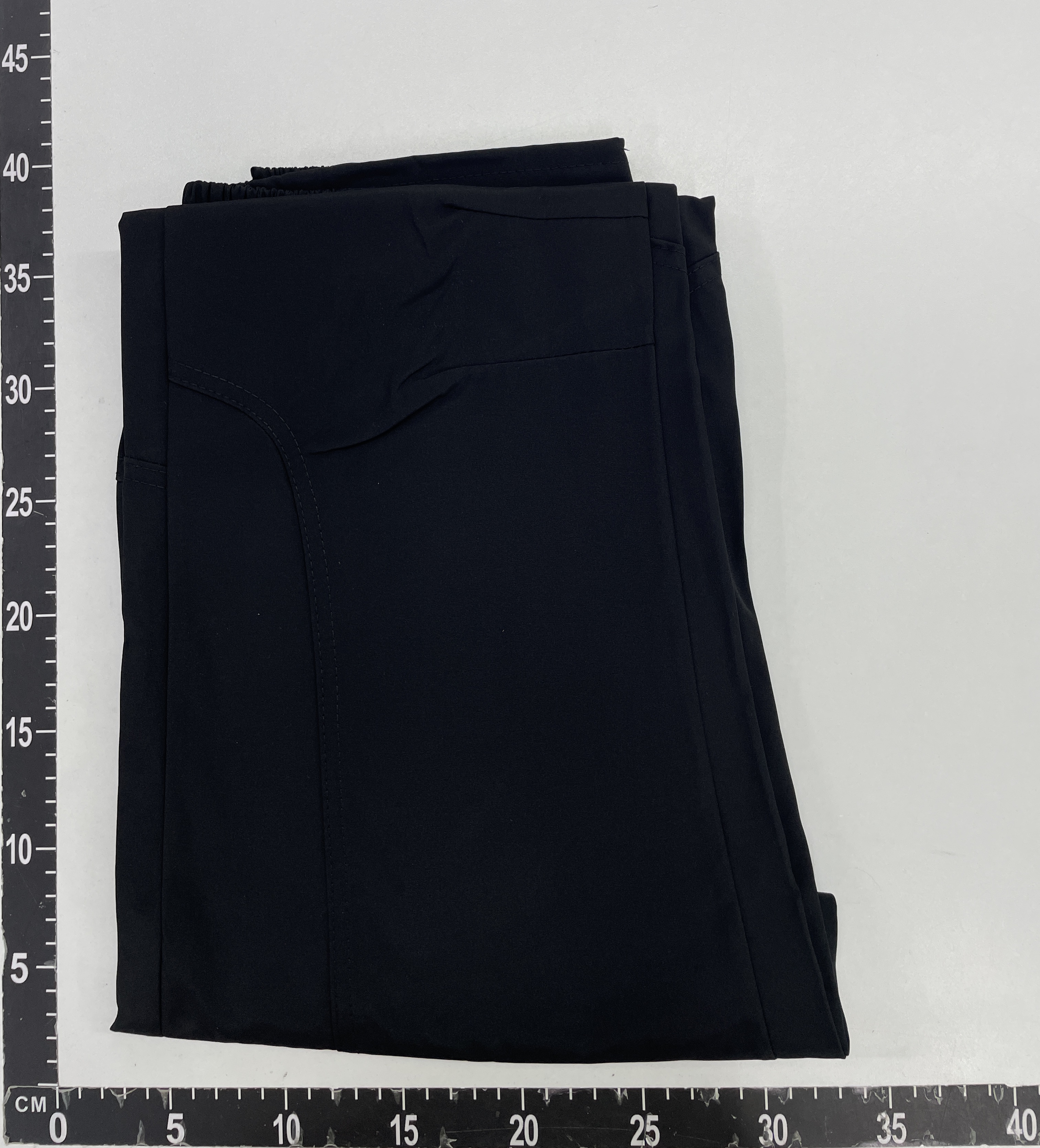 Pants QC photo 1 of 58