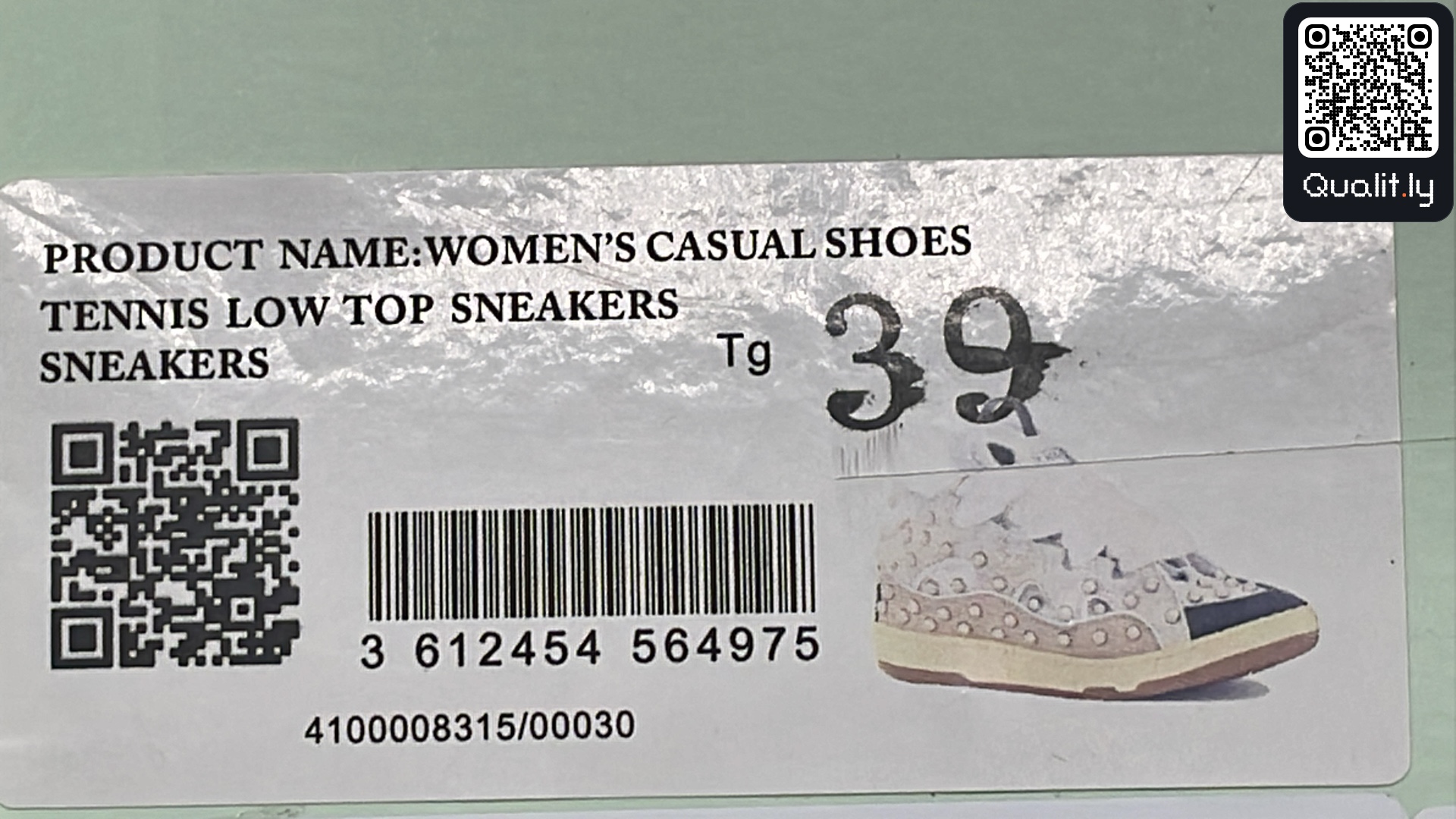 Sneakers — foto QC 2 di 30