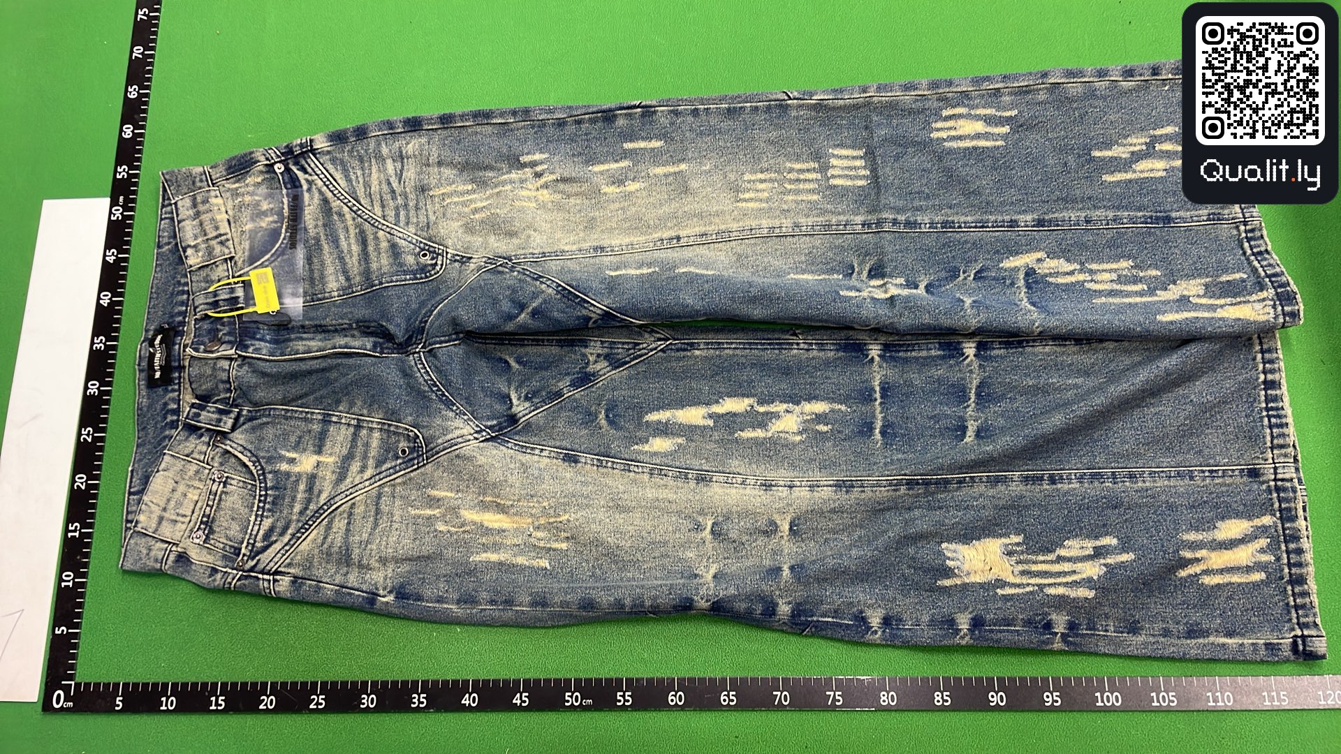 Jeans — QC-foto 2 av 8