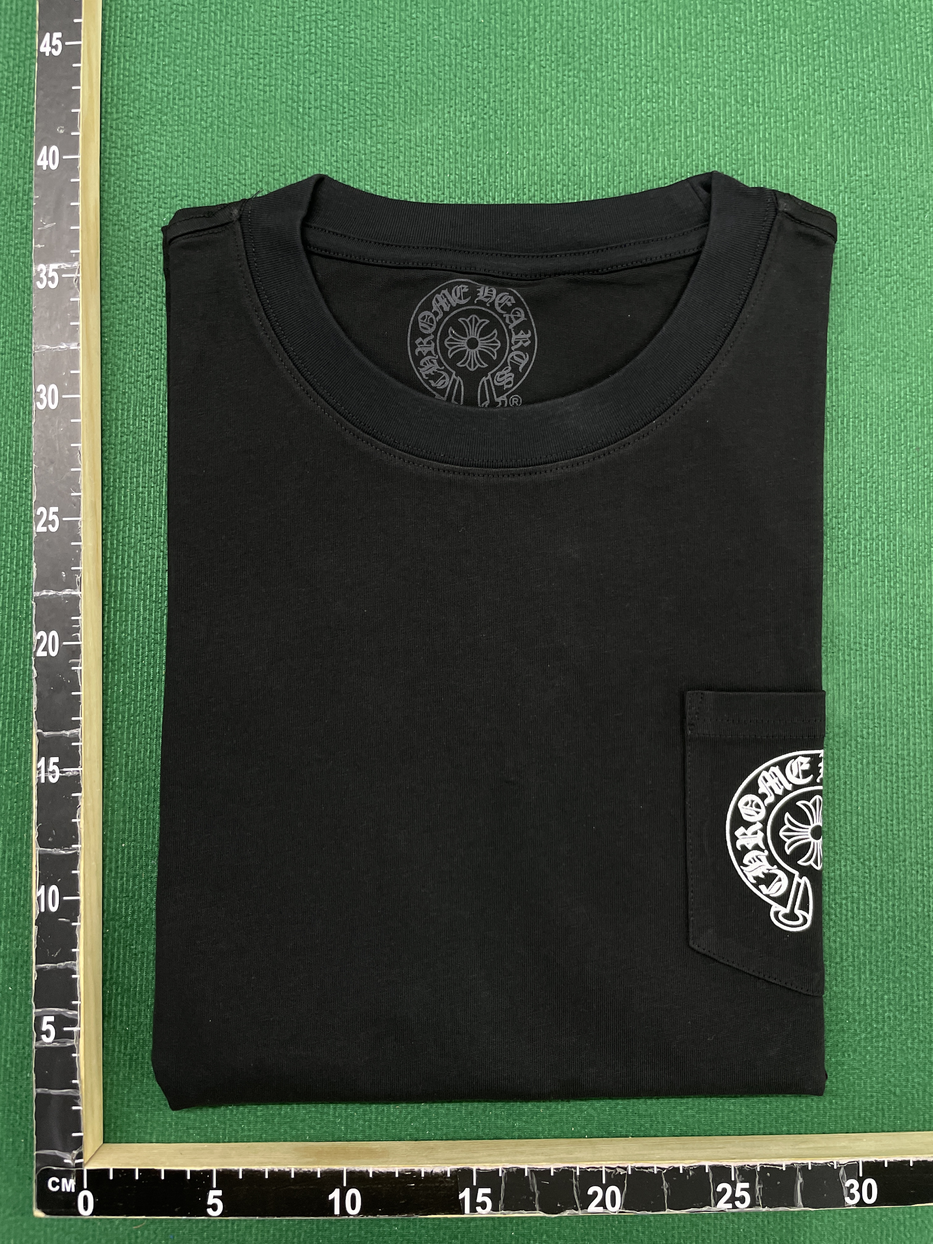 T-shirt — QC-foto 1 av 140