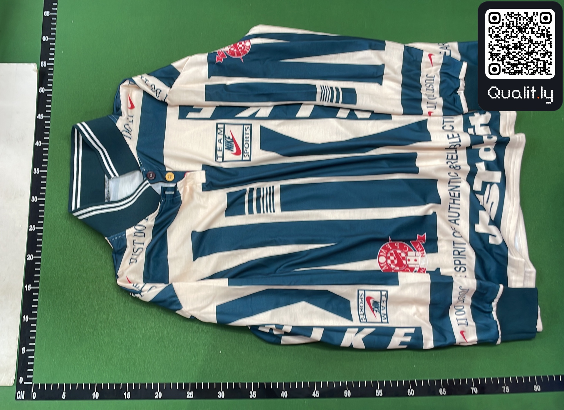 Sweater QC photo 2 of 46