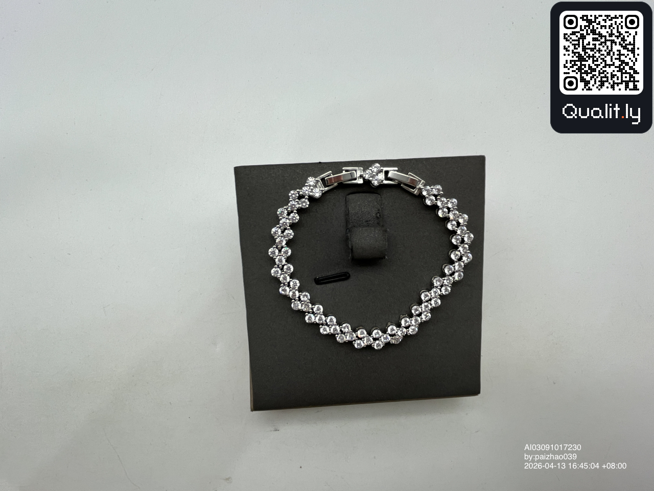 Jewelry QC photo 3 of 15