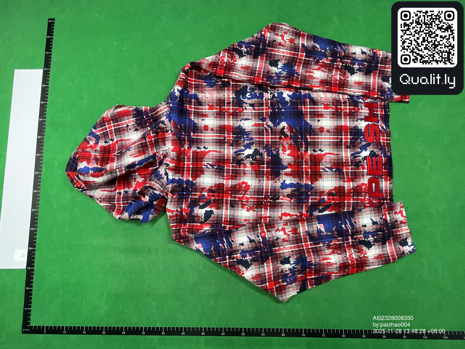 Hoodie QC photo 2 of 14