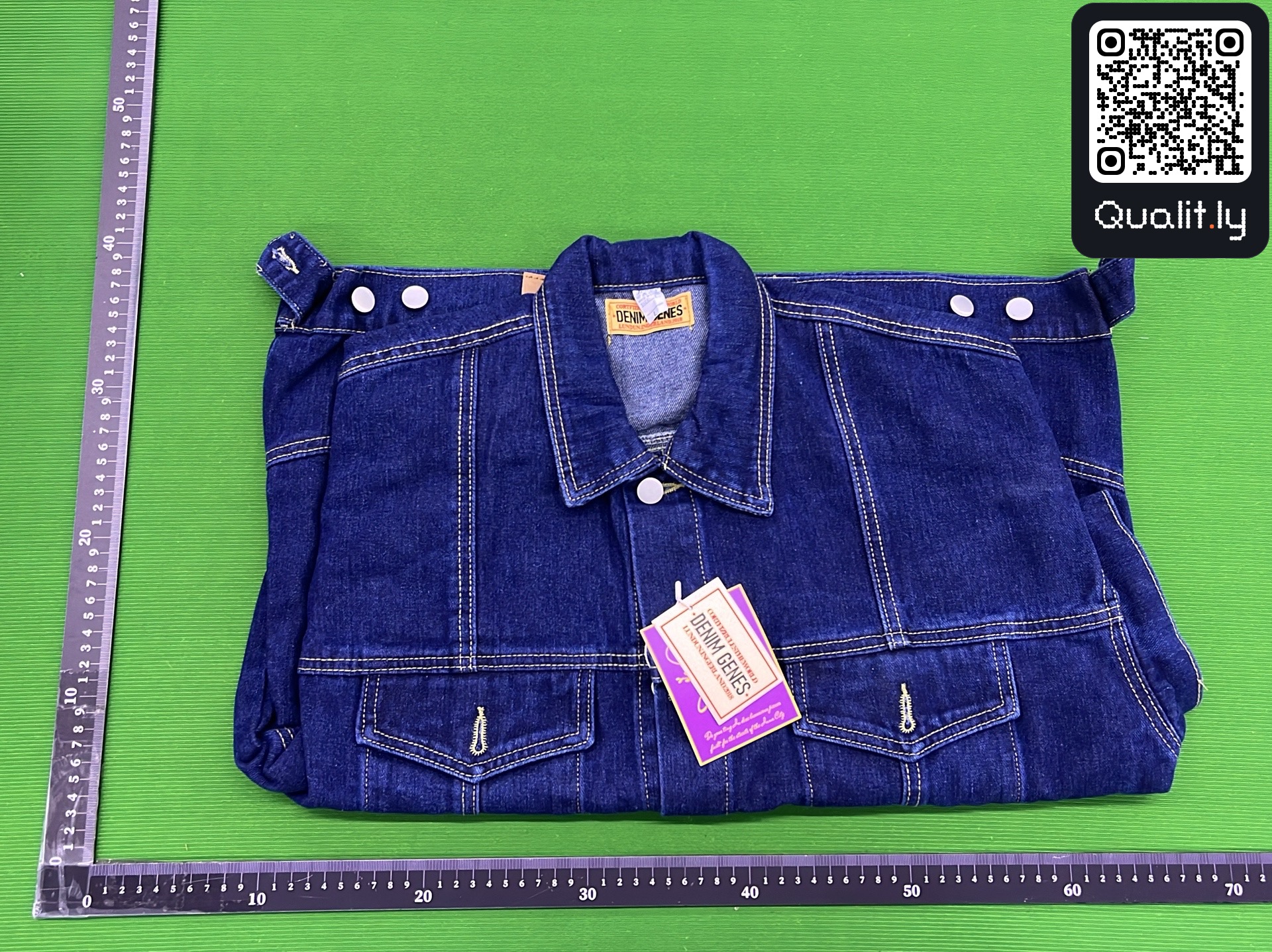 Jacket QC photo 1 of 4