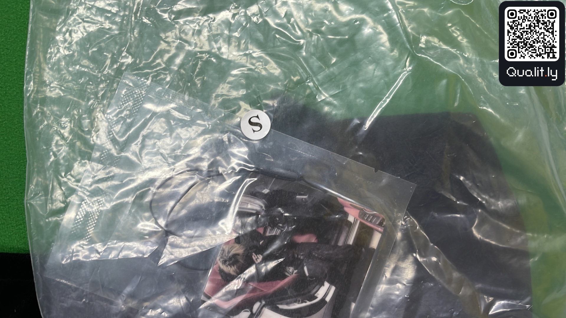 Sudadera — foto QC 1 de 4