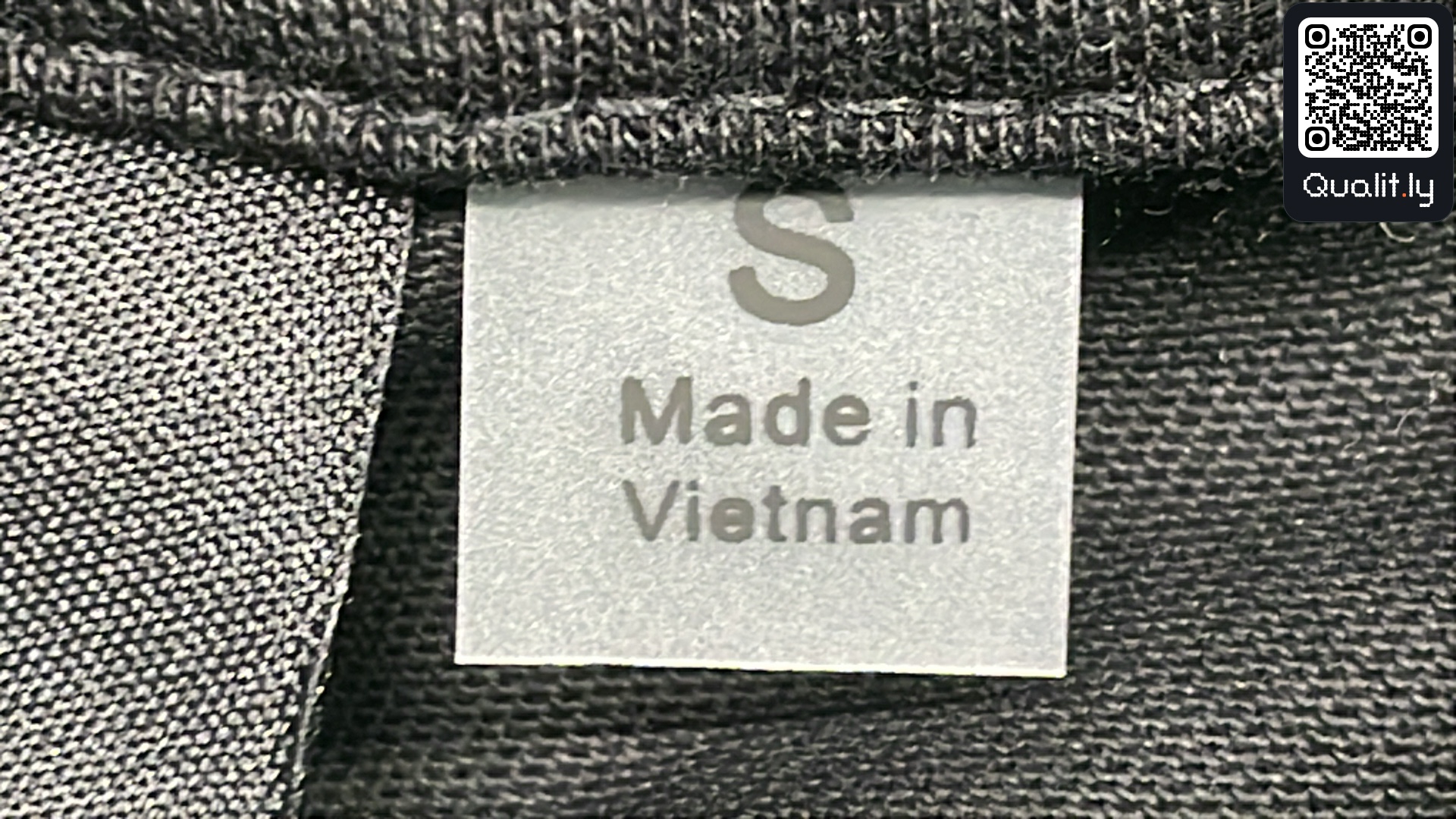 Tricou — fotografie QC 1 din 10