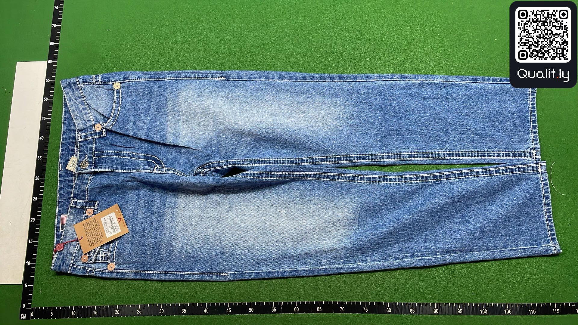 Jeansy — zdjęcie QC 2 z 47