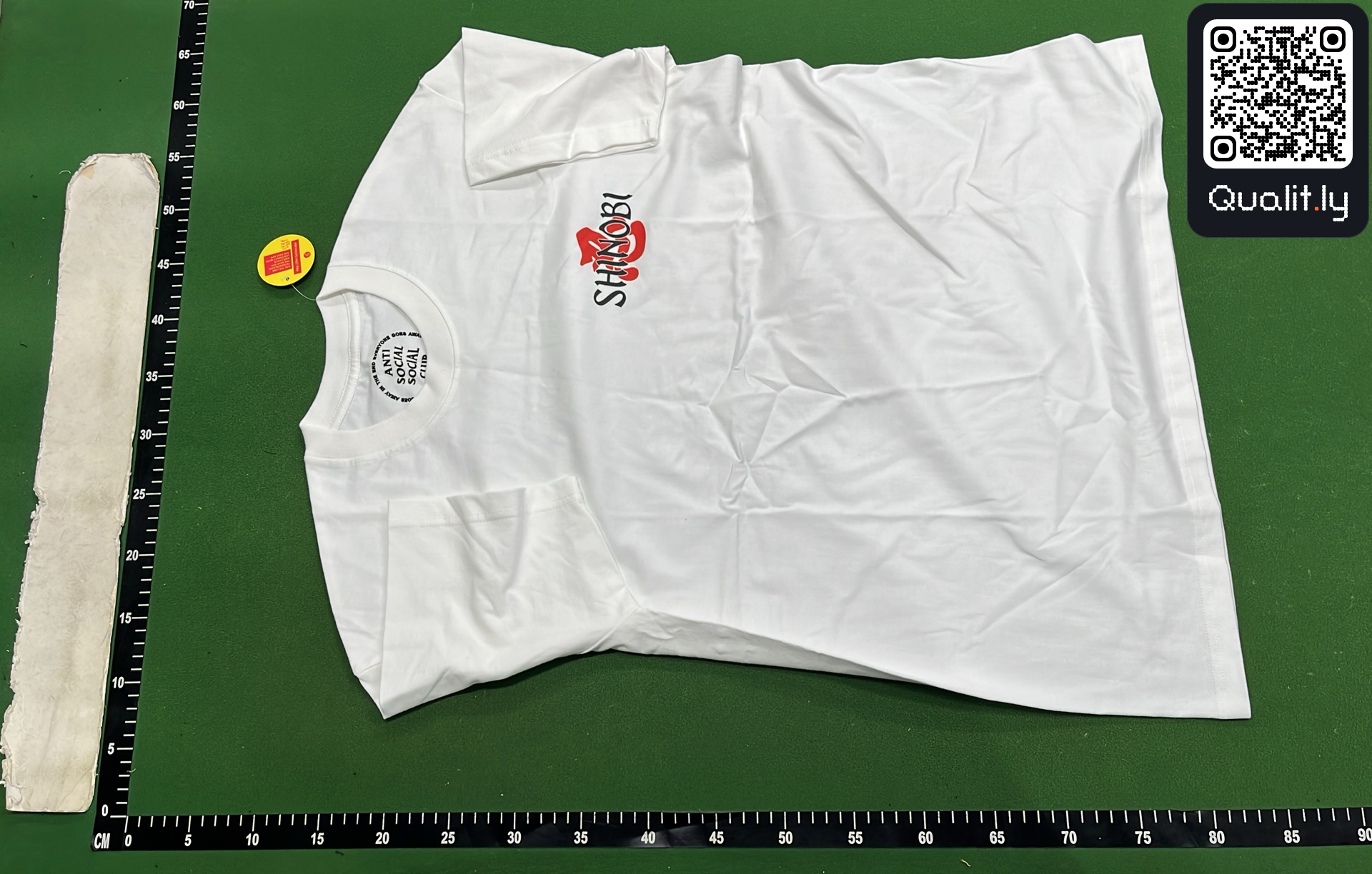 T-shirt — photo QC 2 sur 4