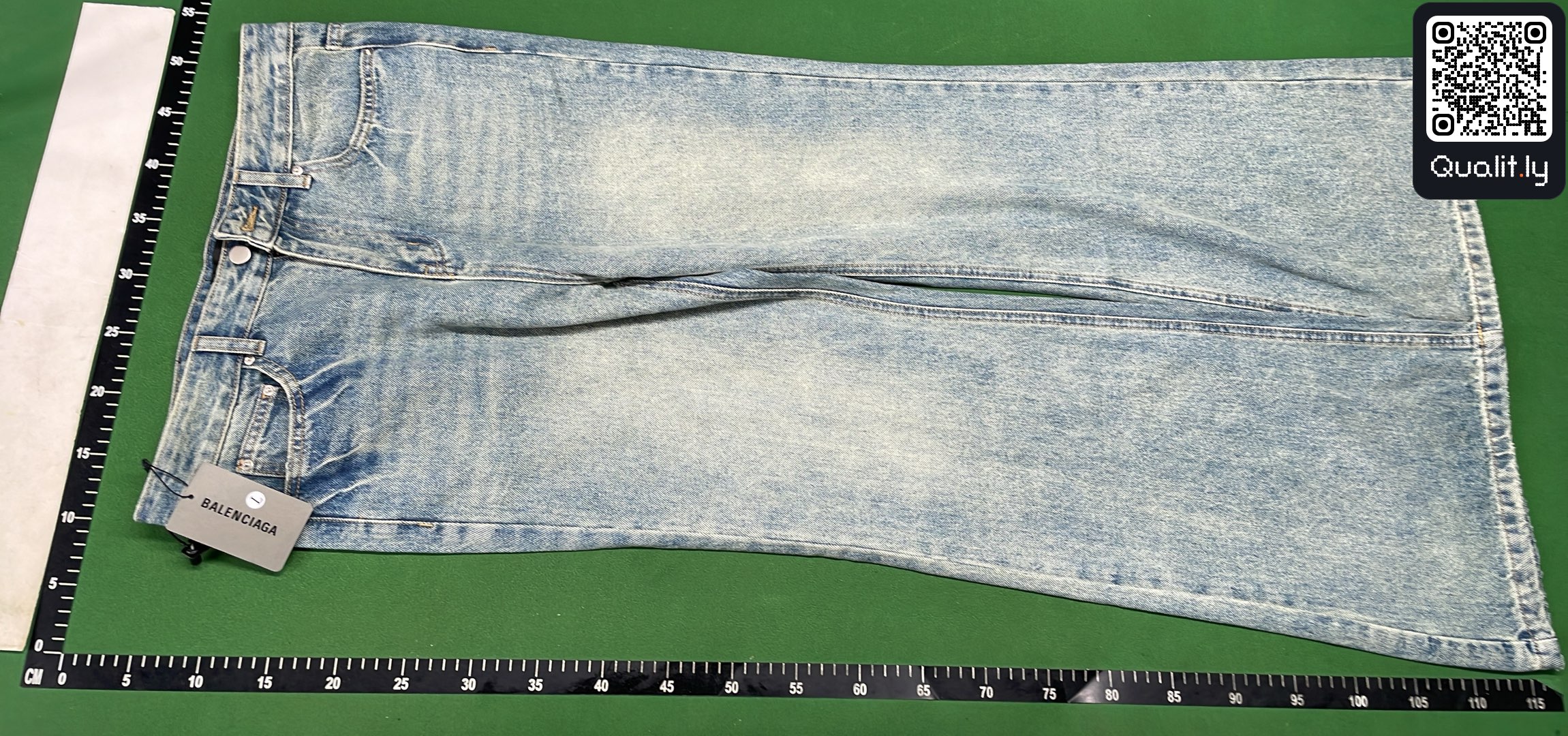 Jeans — foto QC 2 di 30
