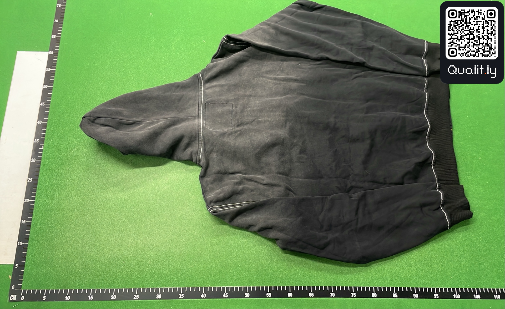Camisola com capuz — foto QC 3 de 4