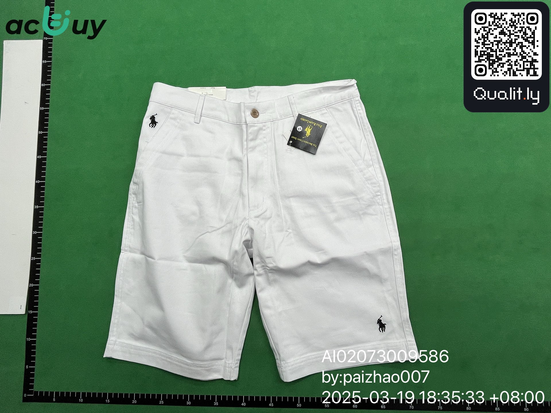 Short — photo QC 3 sur 10