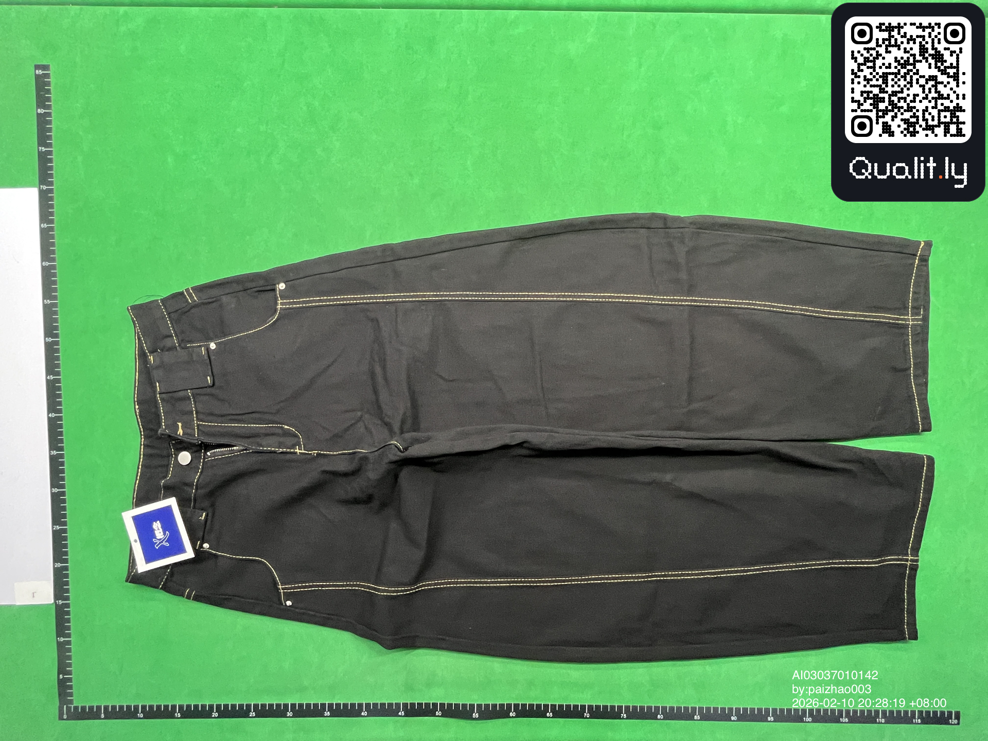 Jean — photo QC 3 sur 4
