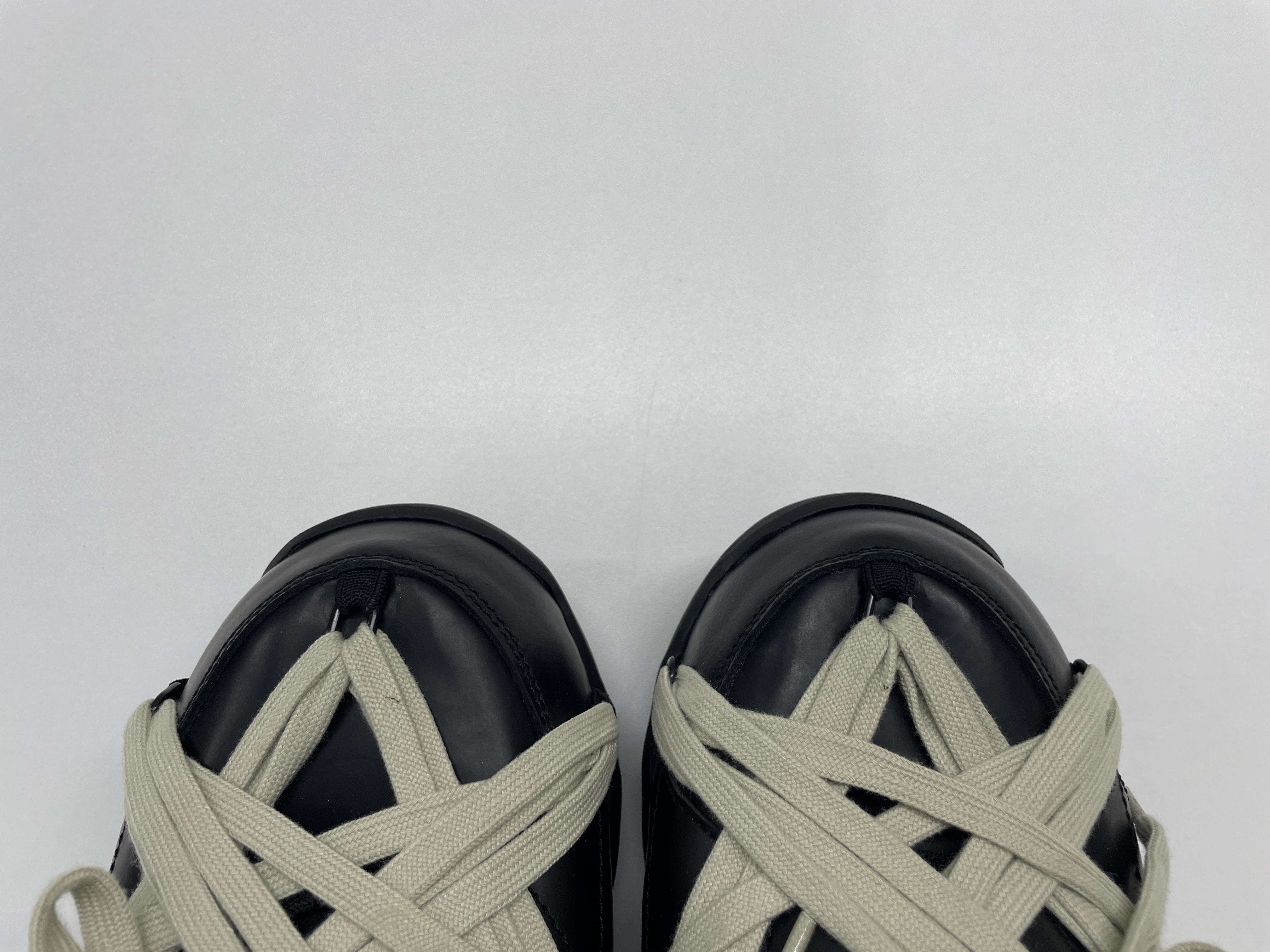 Boots QC photo 2 of 44