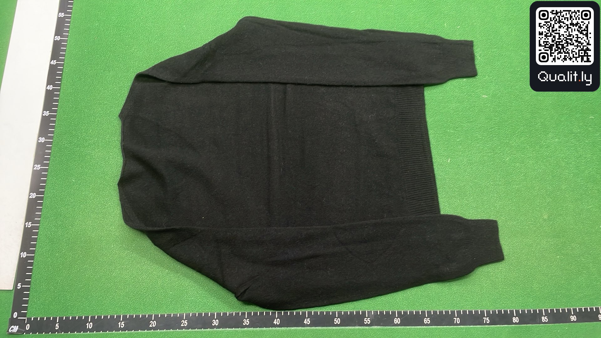 毛衣 QC 照片 3 / 4