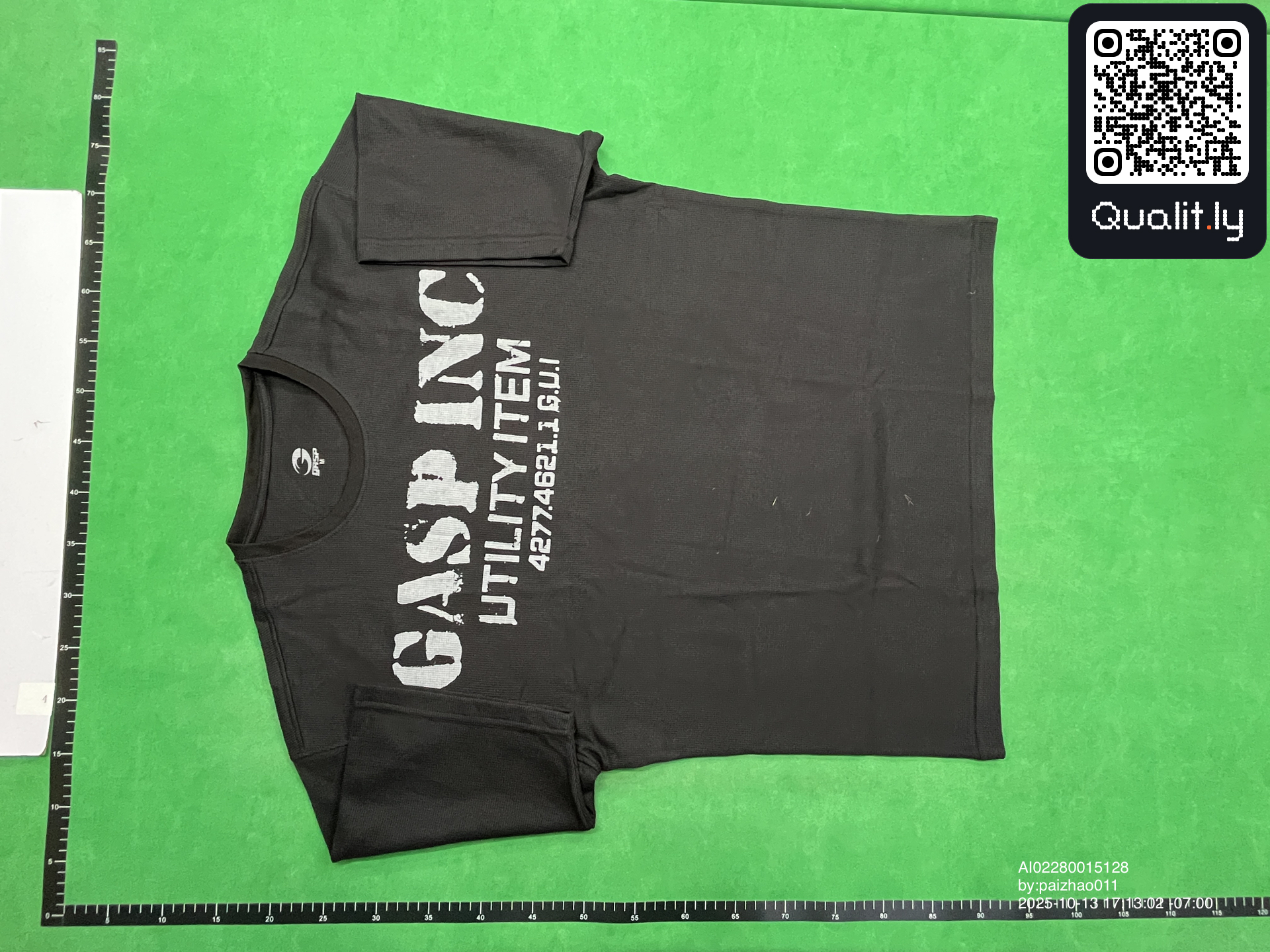 毛衣 QC 照片 2 / 10