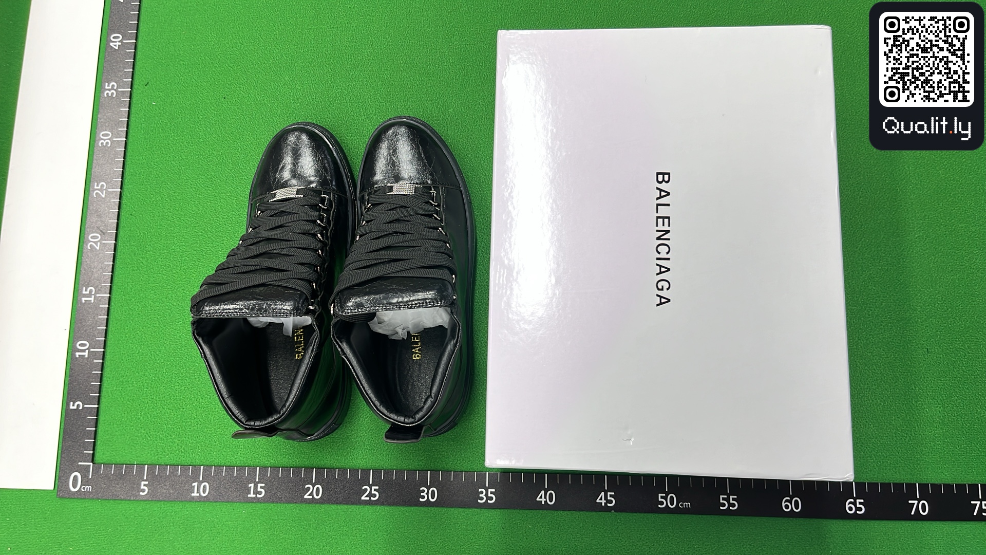 Sneakers — QC-foto 1 van 109