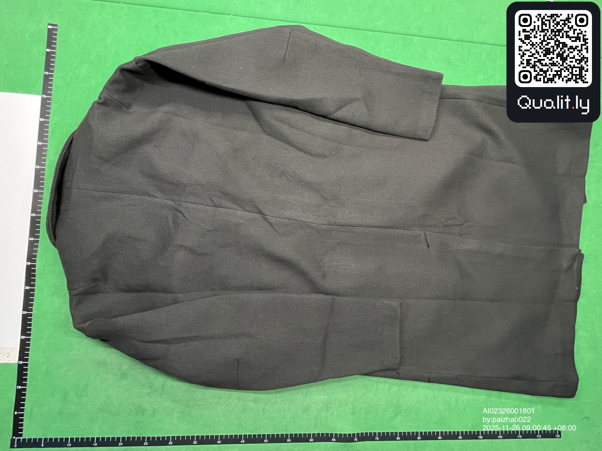夹克 QC 照片 2 / 4