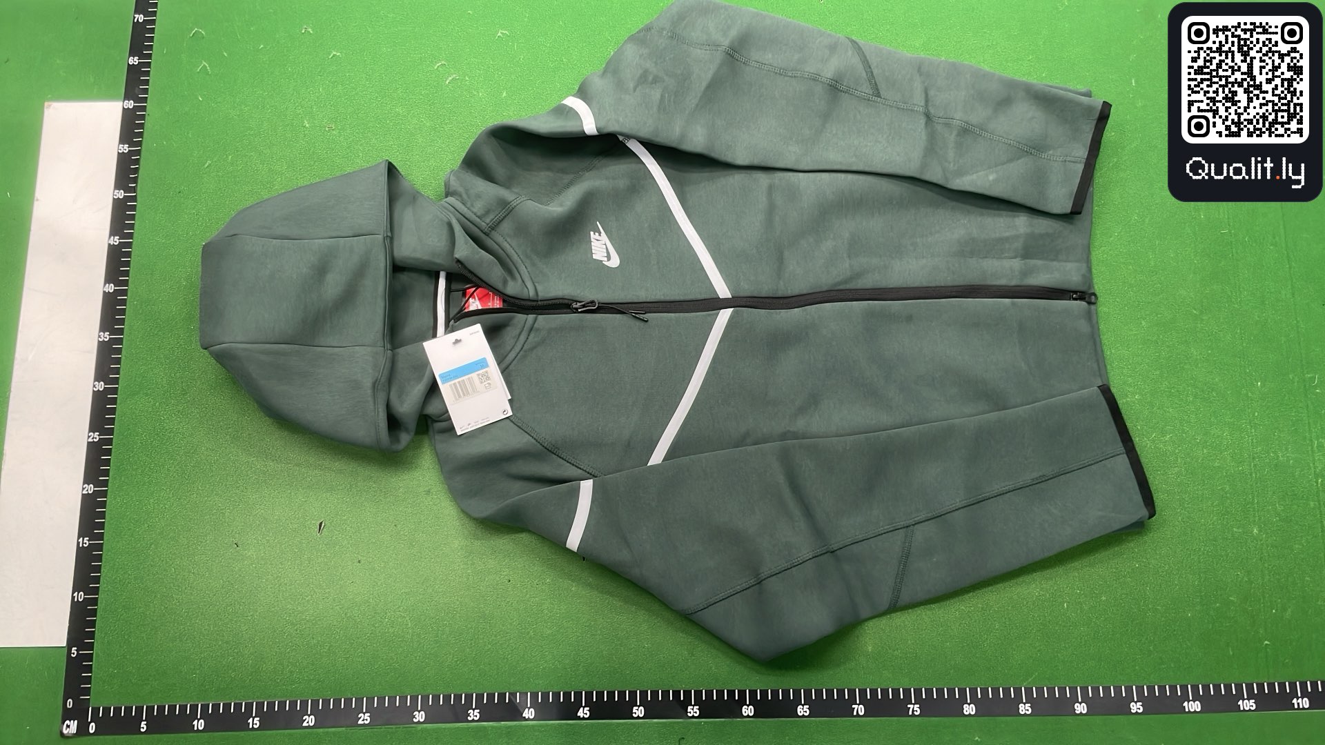 Veste — photo QC 2 sur 12