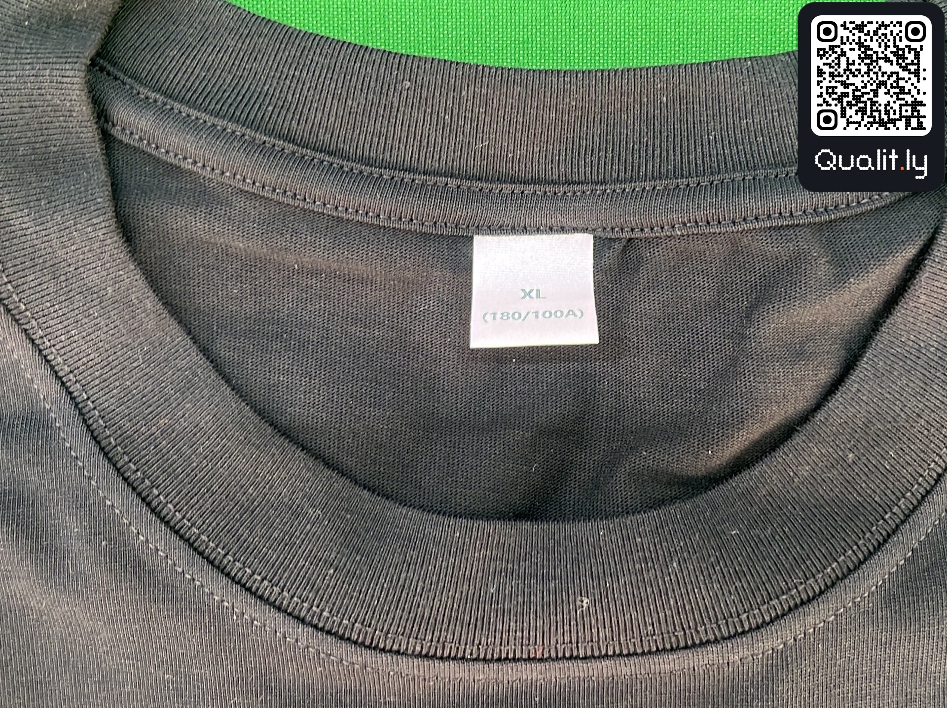 T-shirt — foto QC 2 di 16