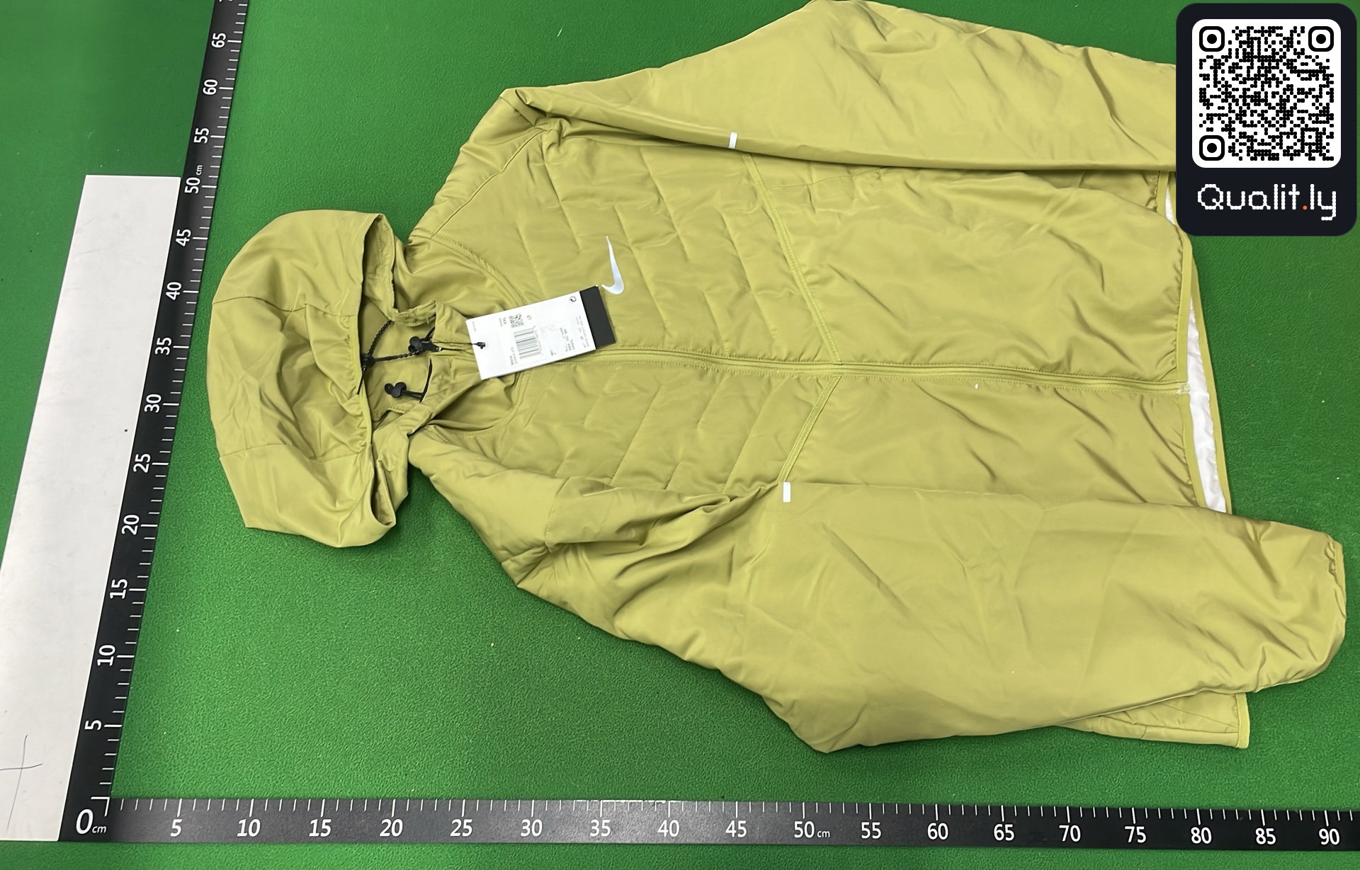 Jacket QC photo 2 of 12