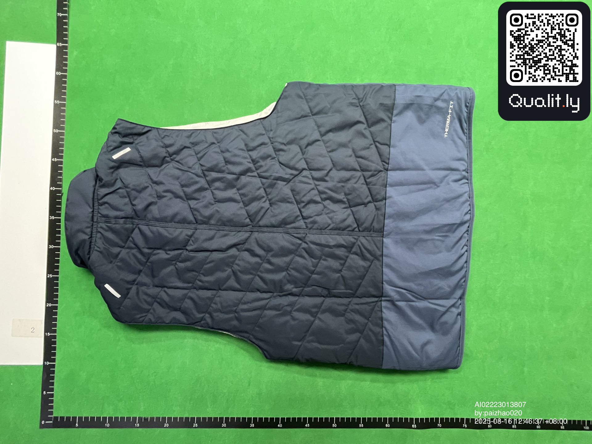 Jacket QC photo 2 of 44