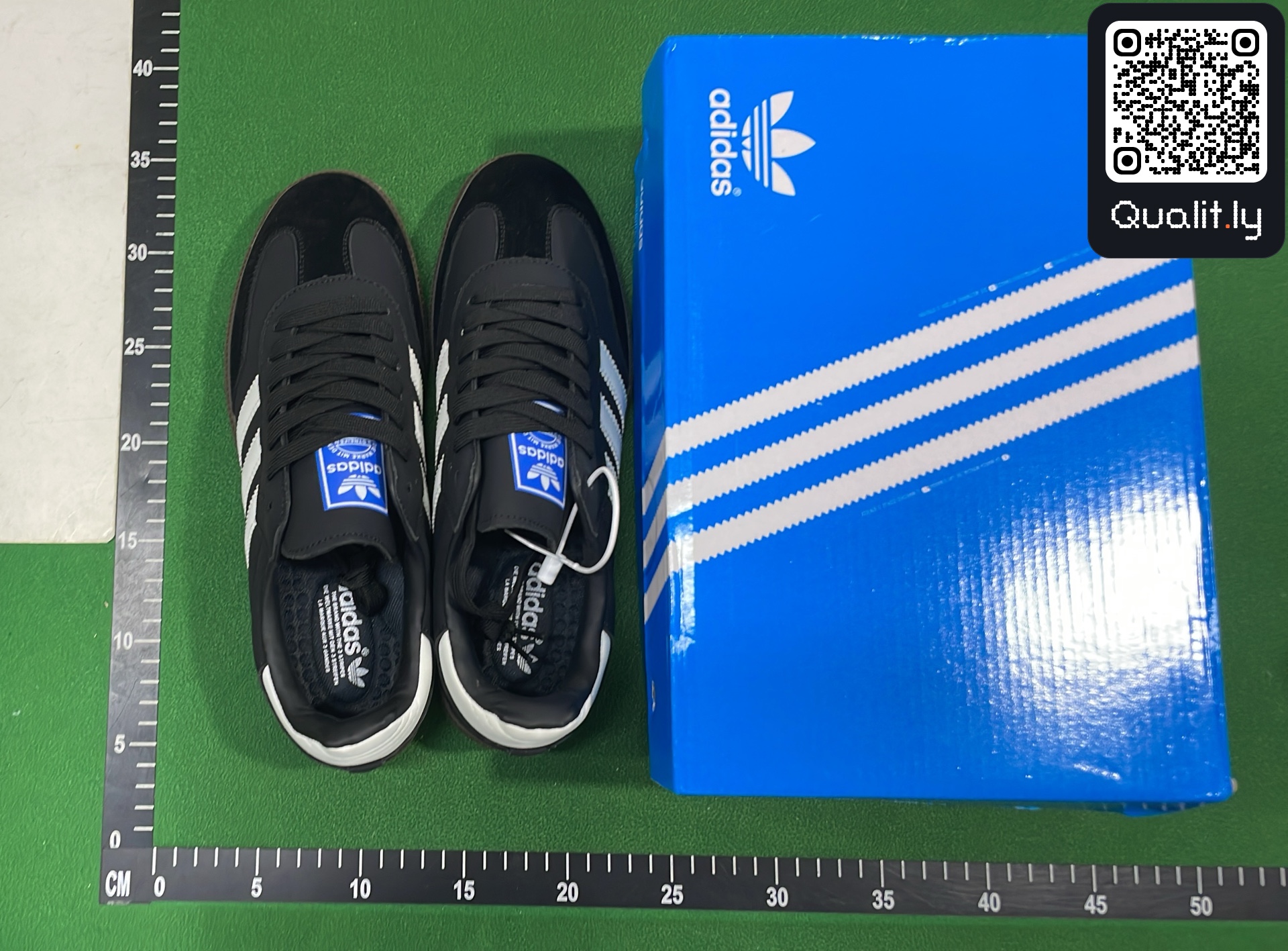 Sneakers QC photo 1 of 6