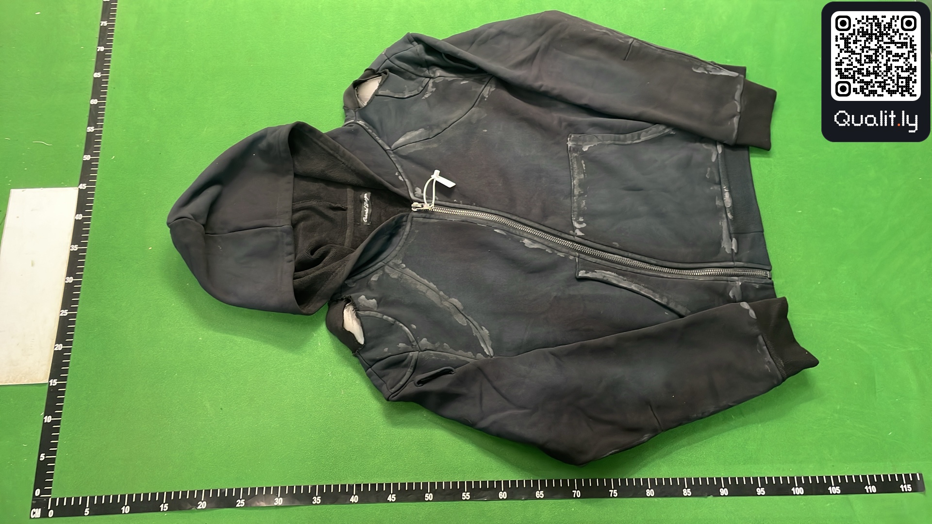 Bluza z kapturem — zdjęcie QC 2 z 15