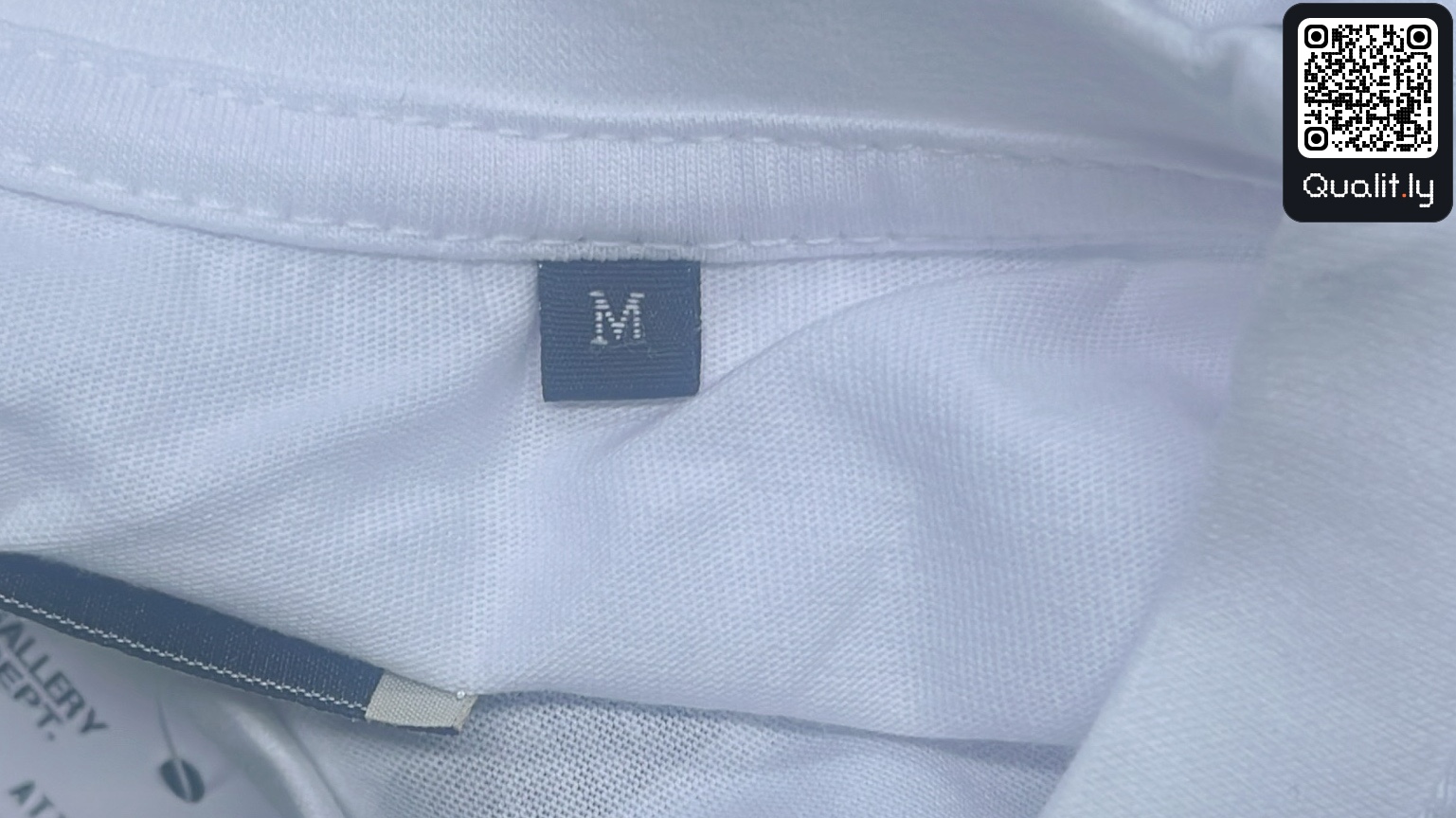 Camiseta — foto QC 1 de 8
