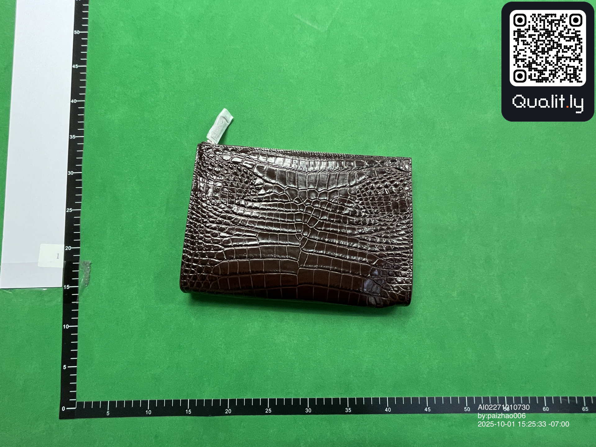 Bag QC photo 2 of 3