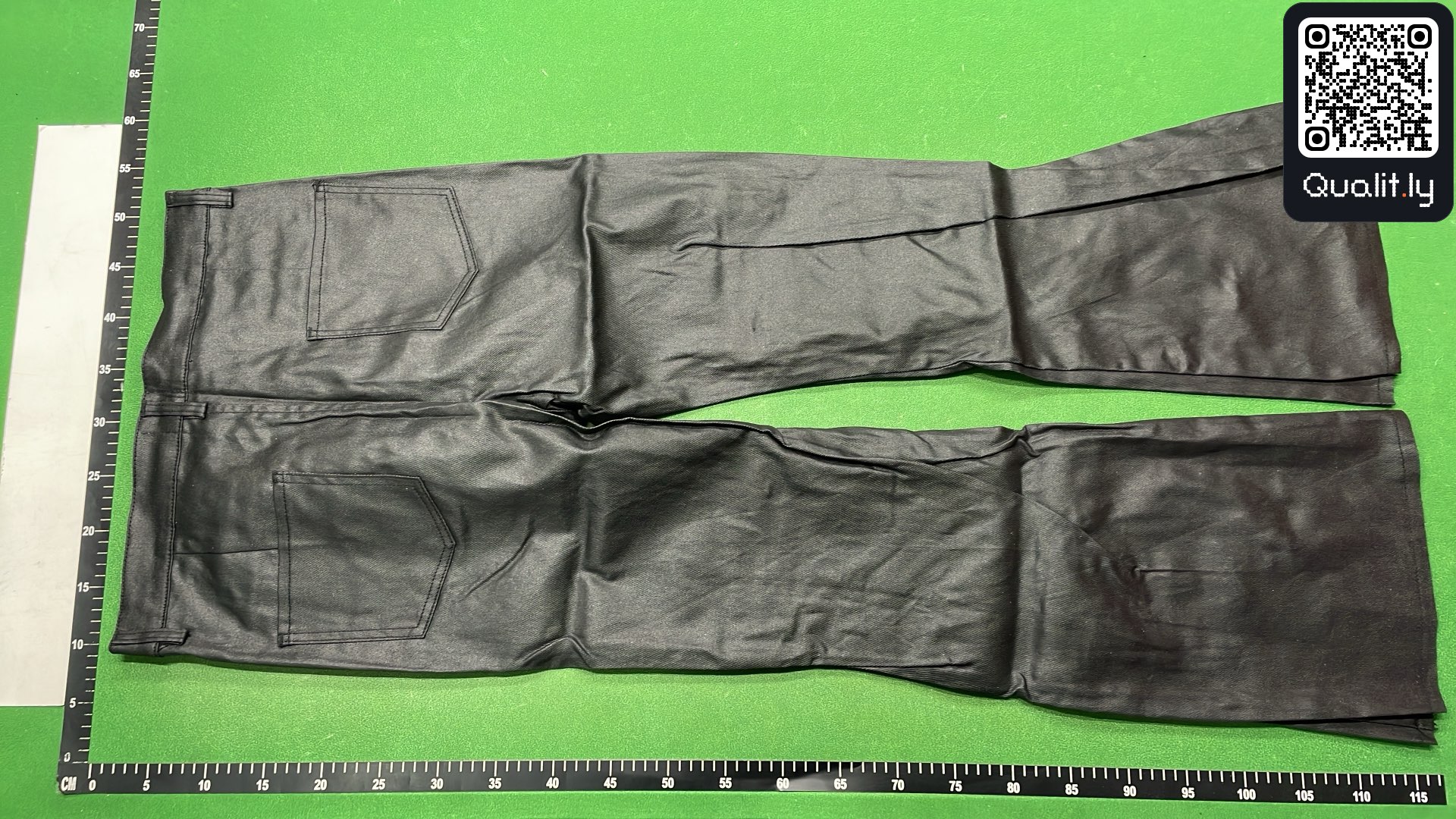 Pantalon — photo QC 3 sur 8