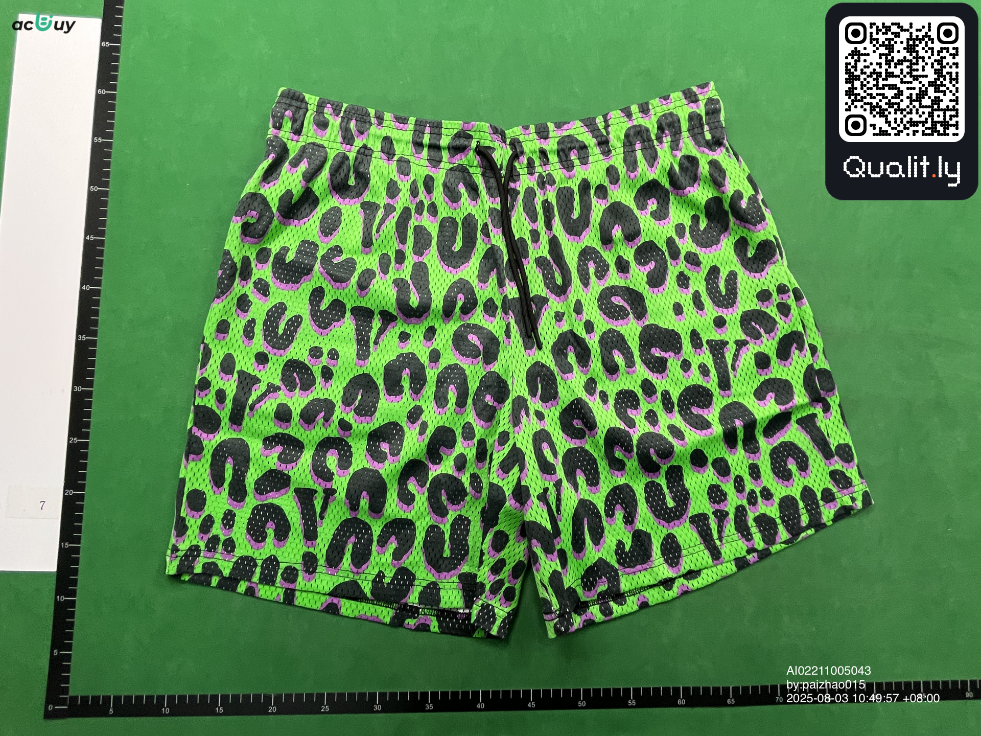 短裤 QC 照片 3 / 10