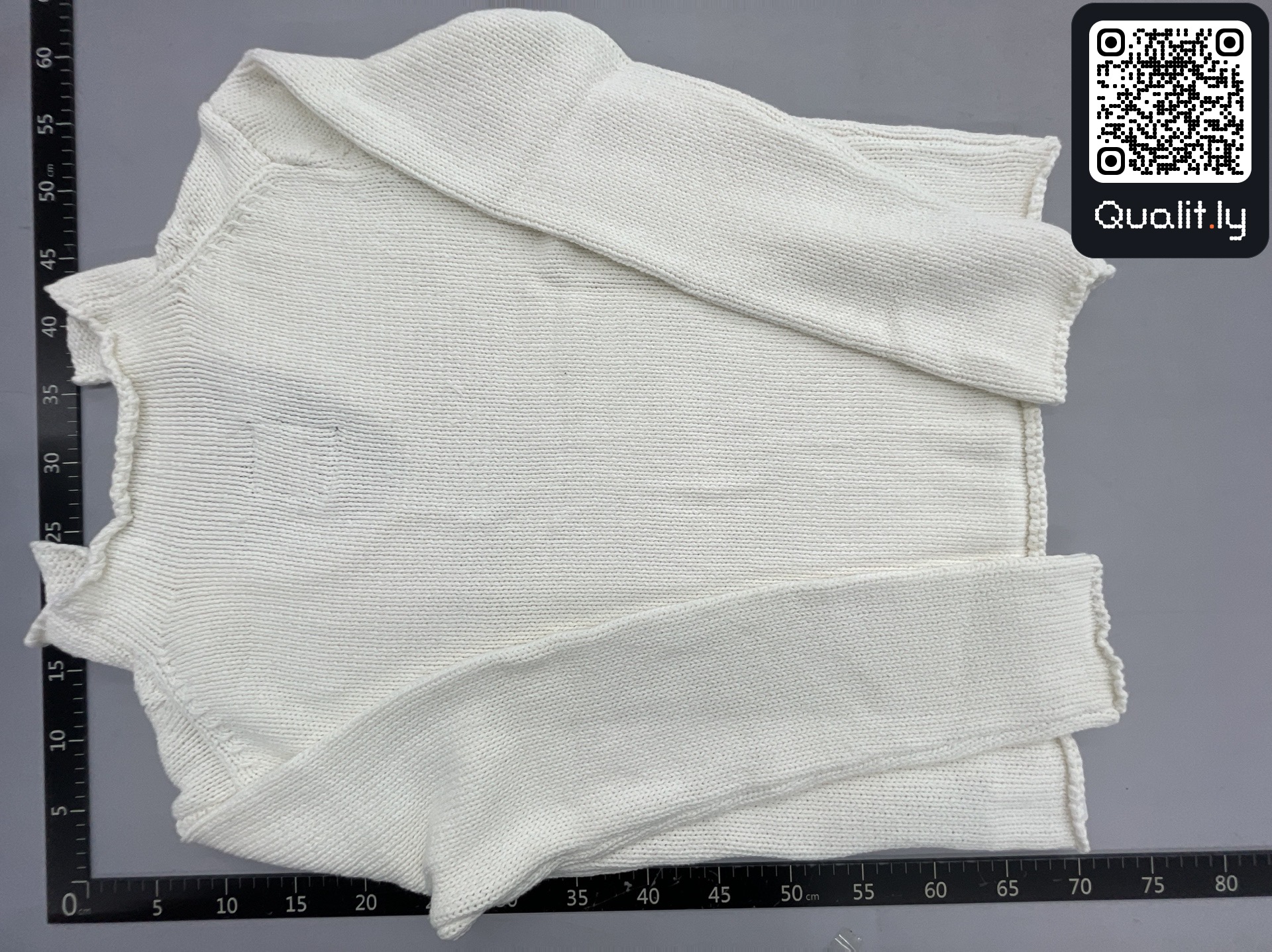 Sweter — zdjęcie QC 1 z 38