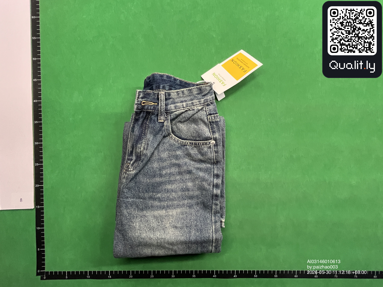 Jeans QC photo 1 of 26